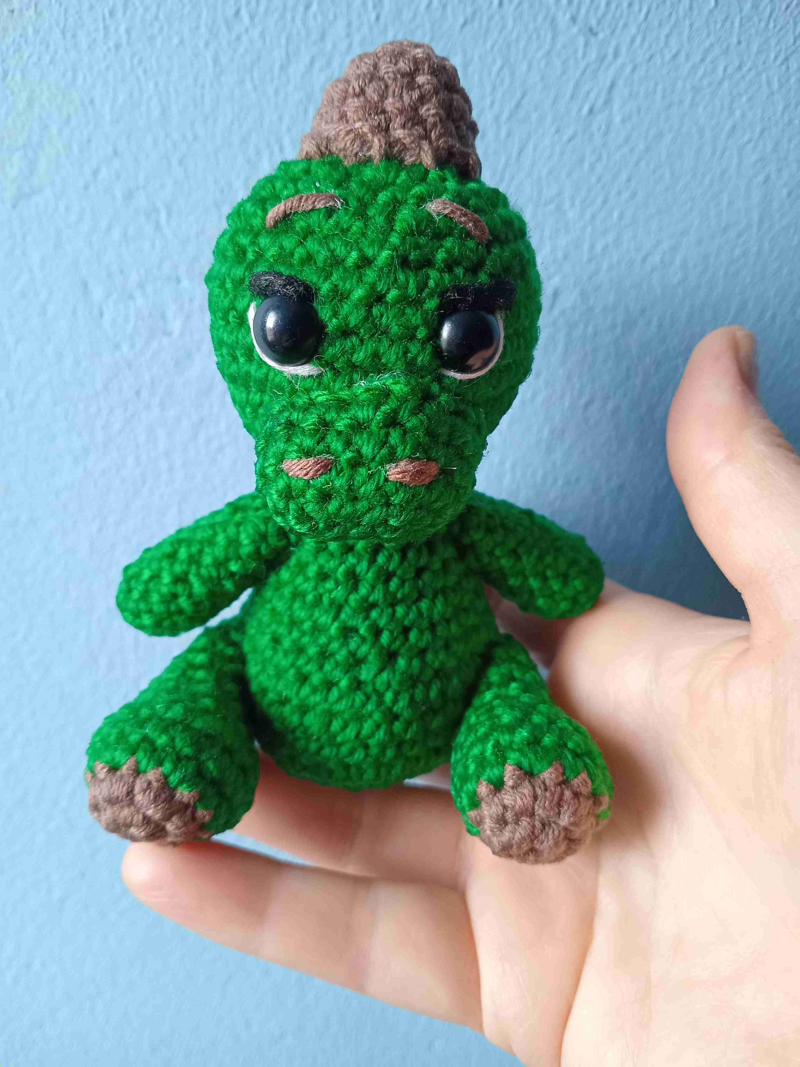 Peluche dinosaurio tejido a crochet