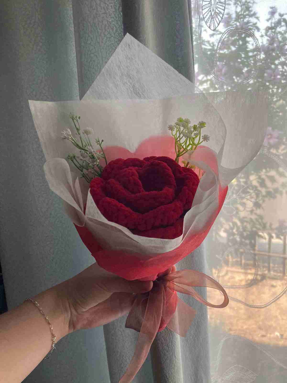 Ramo de flores artificiales