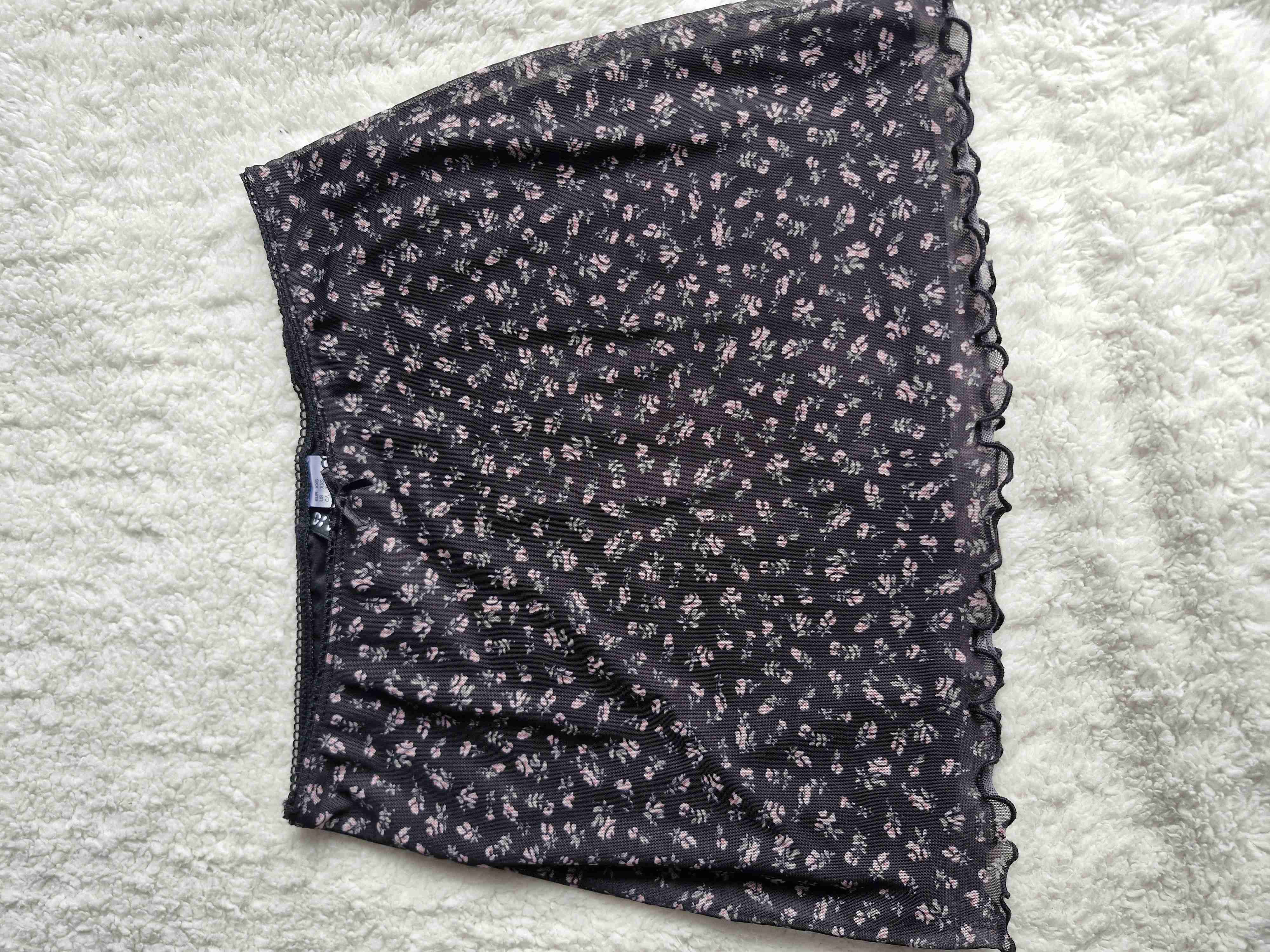 Falda floreada negra H&M