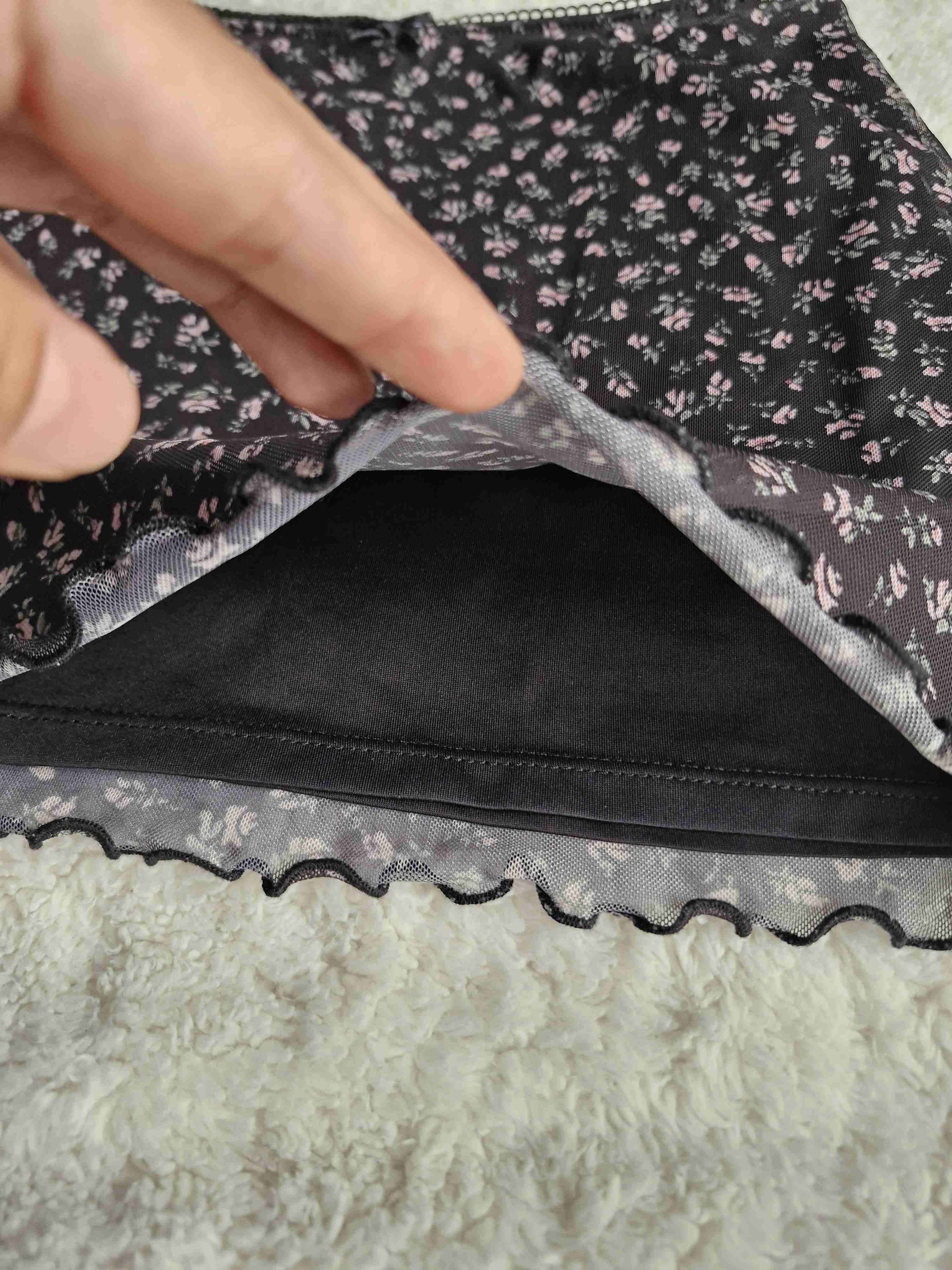 Falda floreada negra H&M - miniatura 3