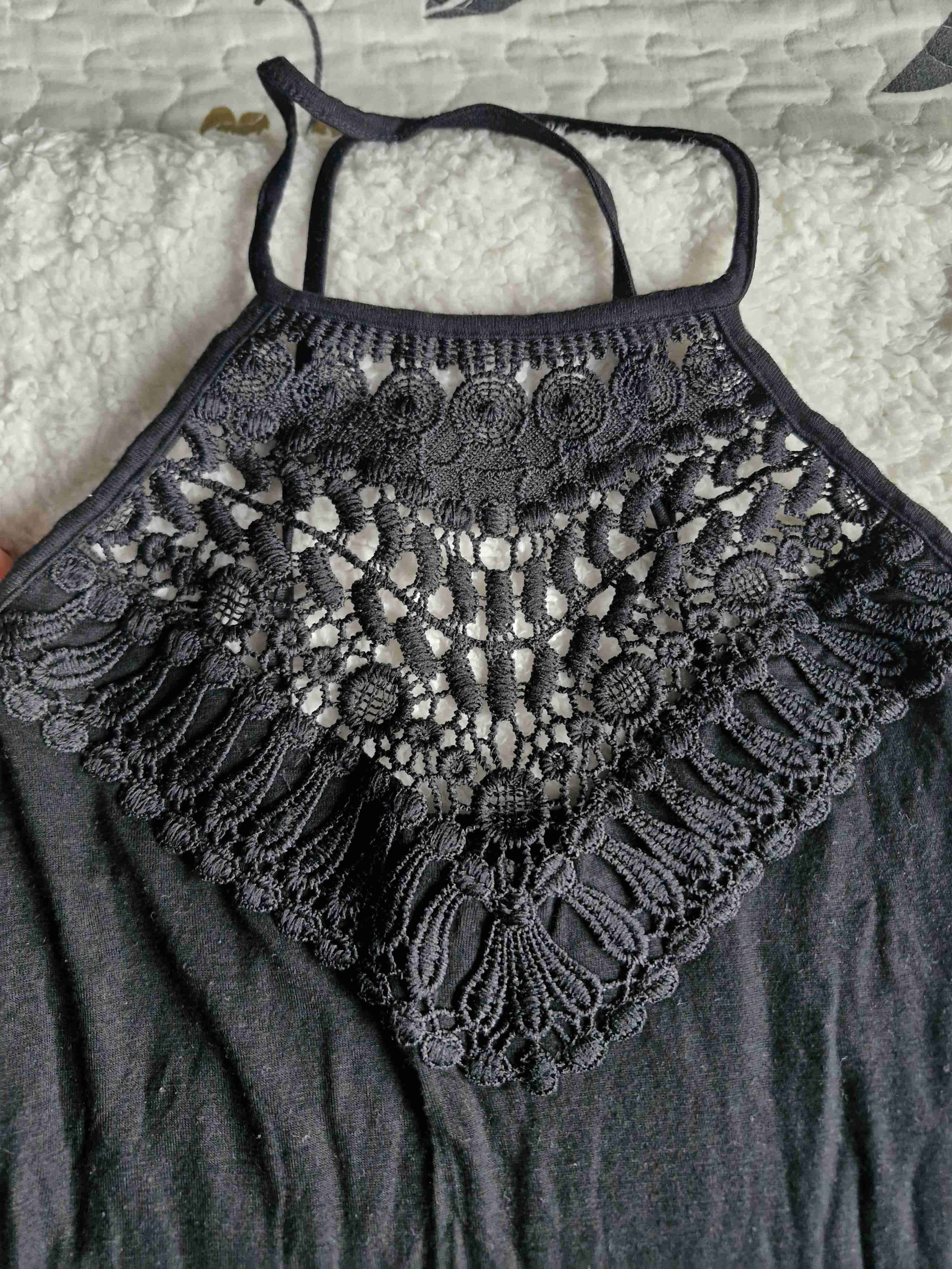 Vestido de encaje negro