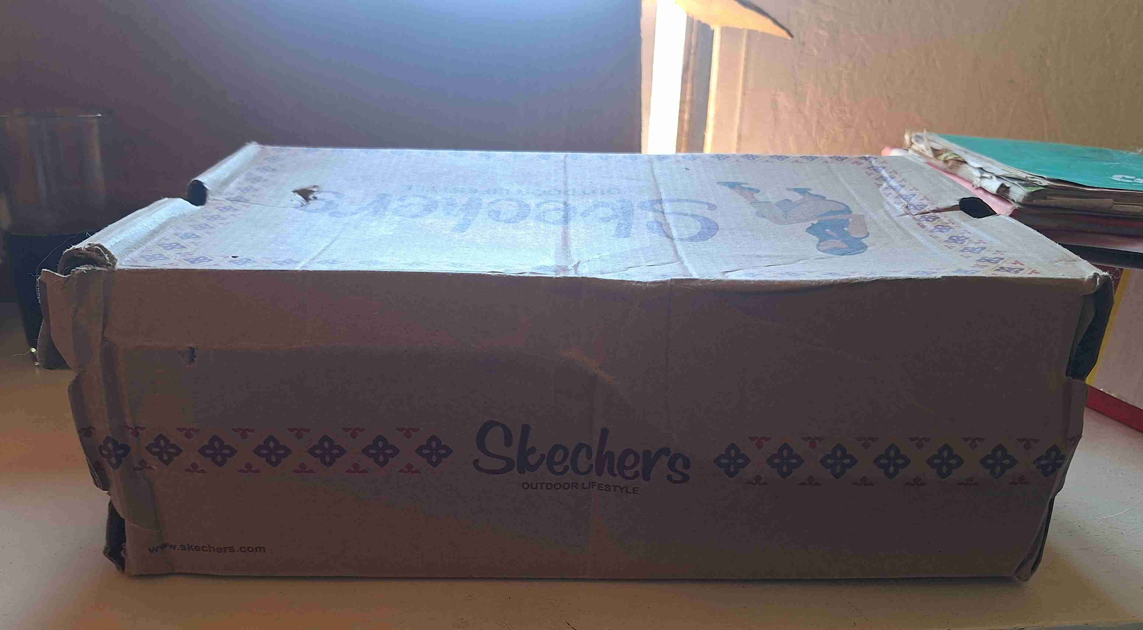 Sandalias grises con patrón Tribal - 3