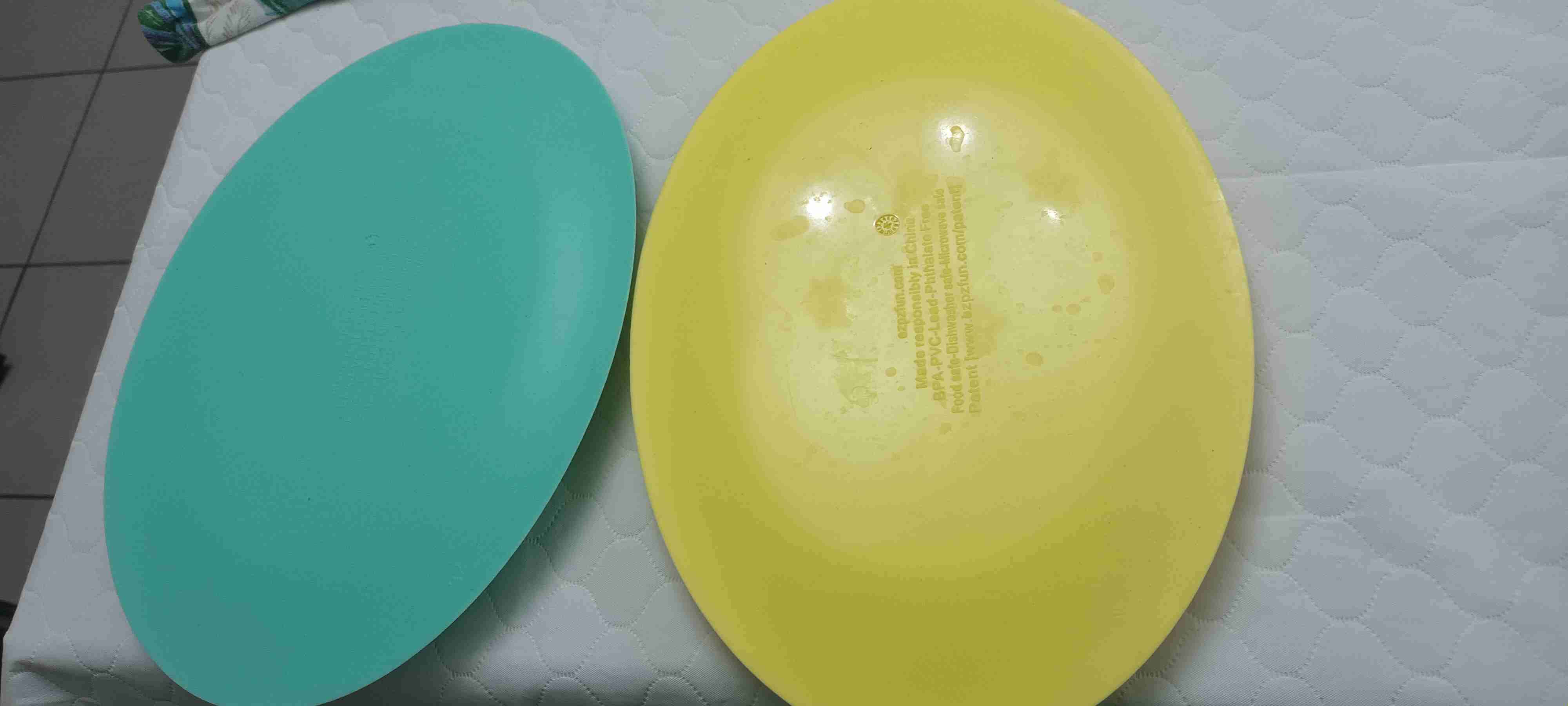 Plato infantil de silicona verde - miniatura 4