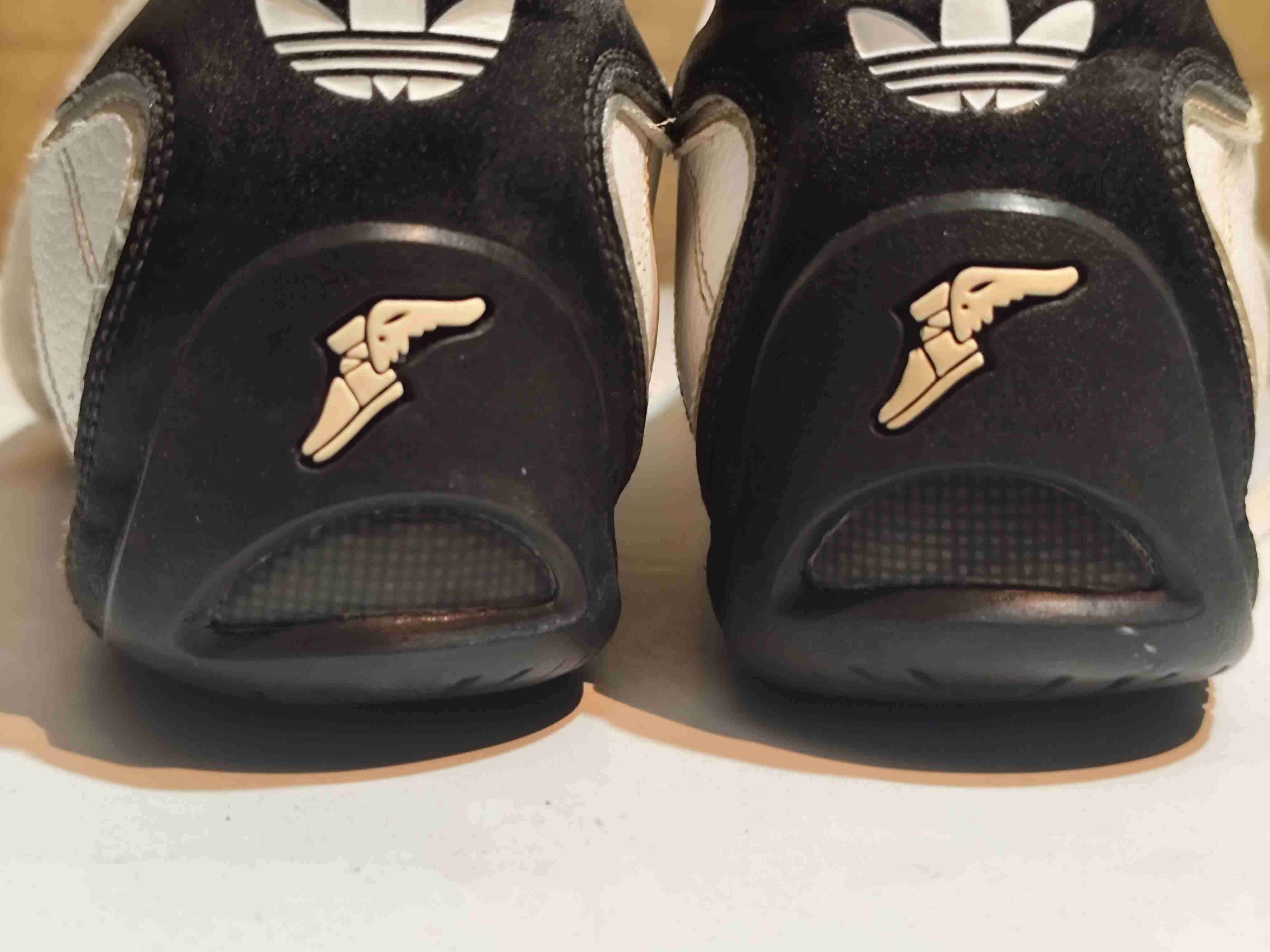 Zapatillas Adidas x GoodYear - miniatura 3