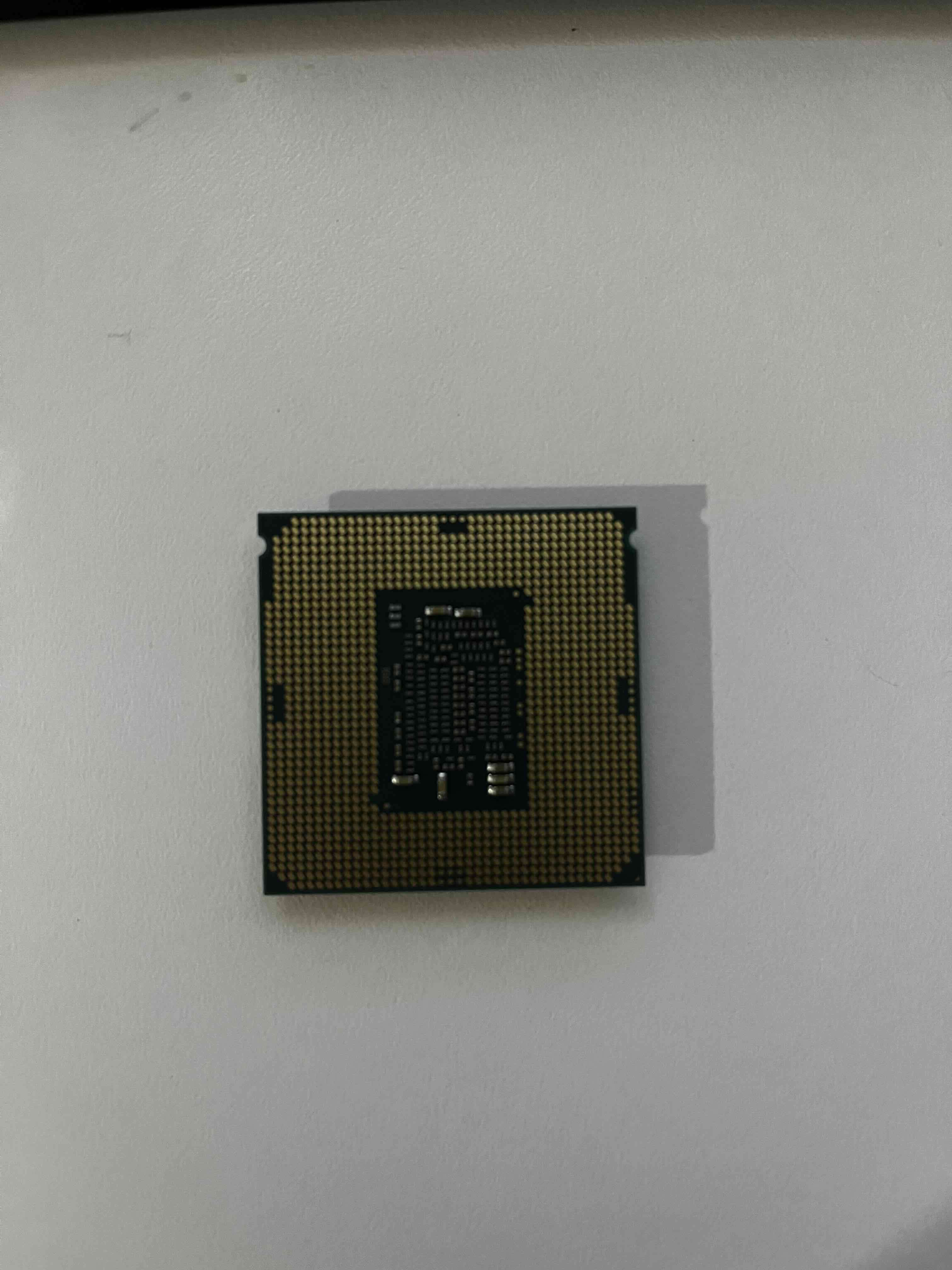Procesador Intel Xeon E3-1225 V5 - miniatura 2