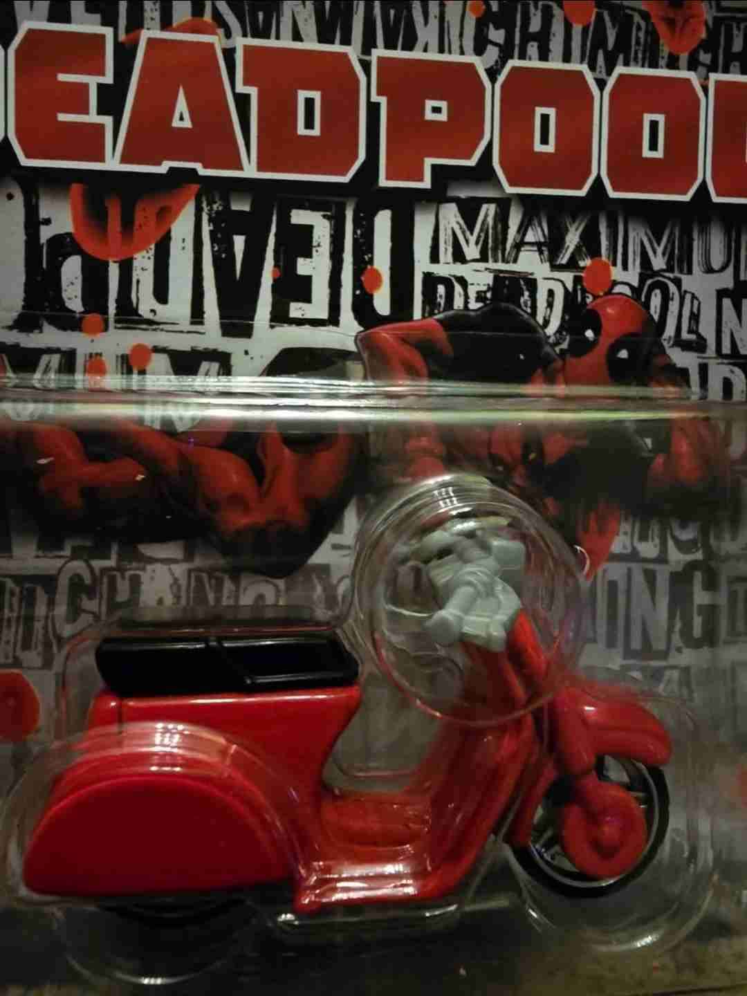 Scotter Premium Hot Wheels Deadpool  1:64 - miniatura 3