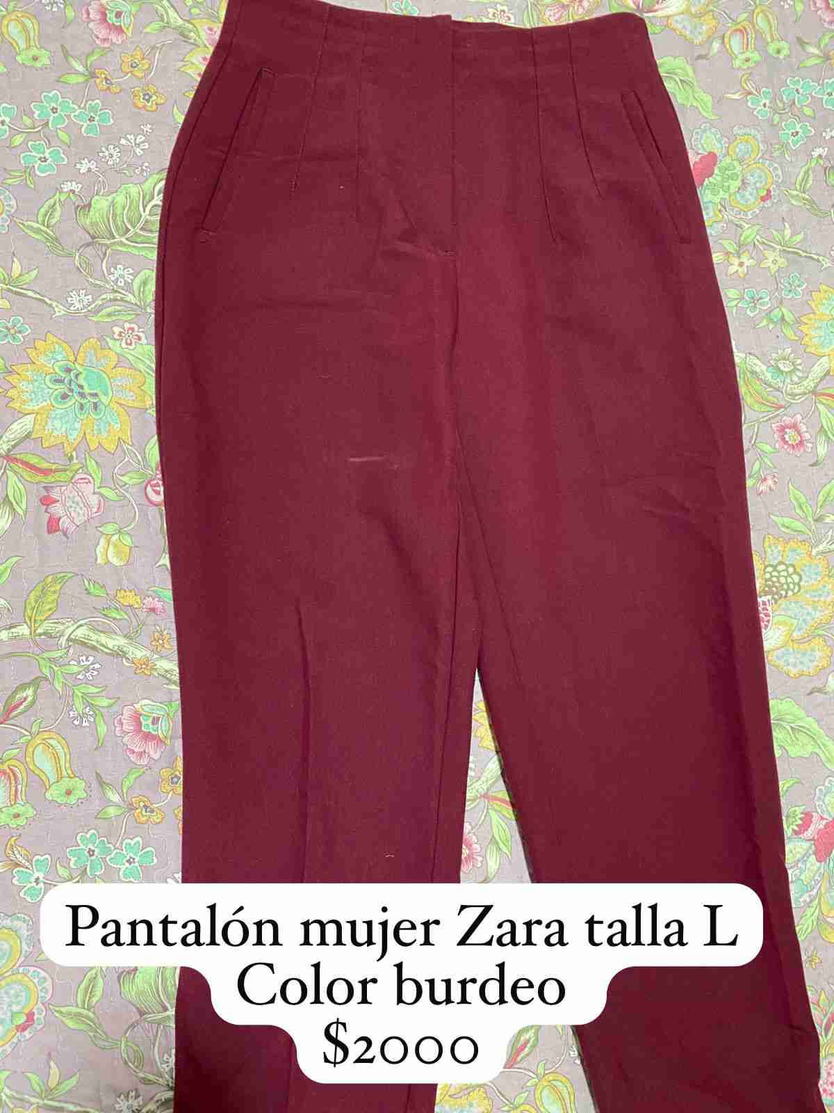 Pantalón burdeos mujer Zara