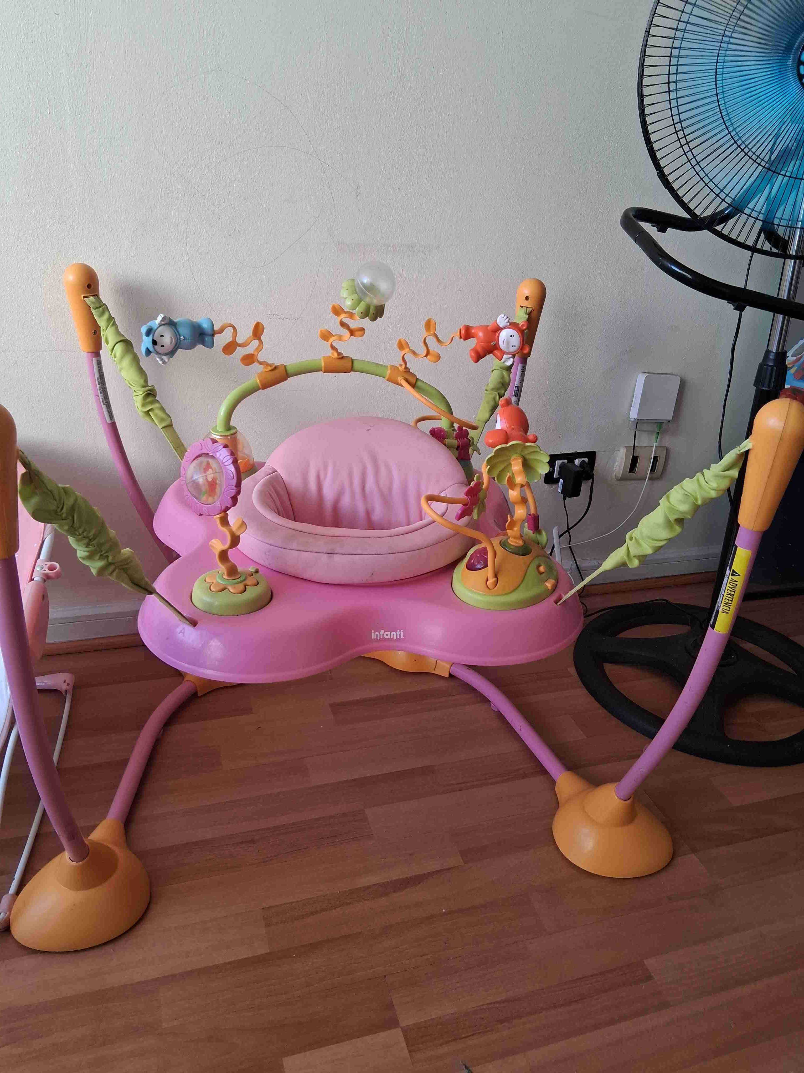 Centro de actividades Infanti rosa