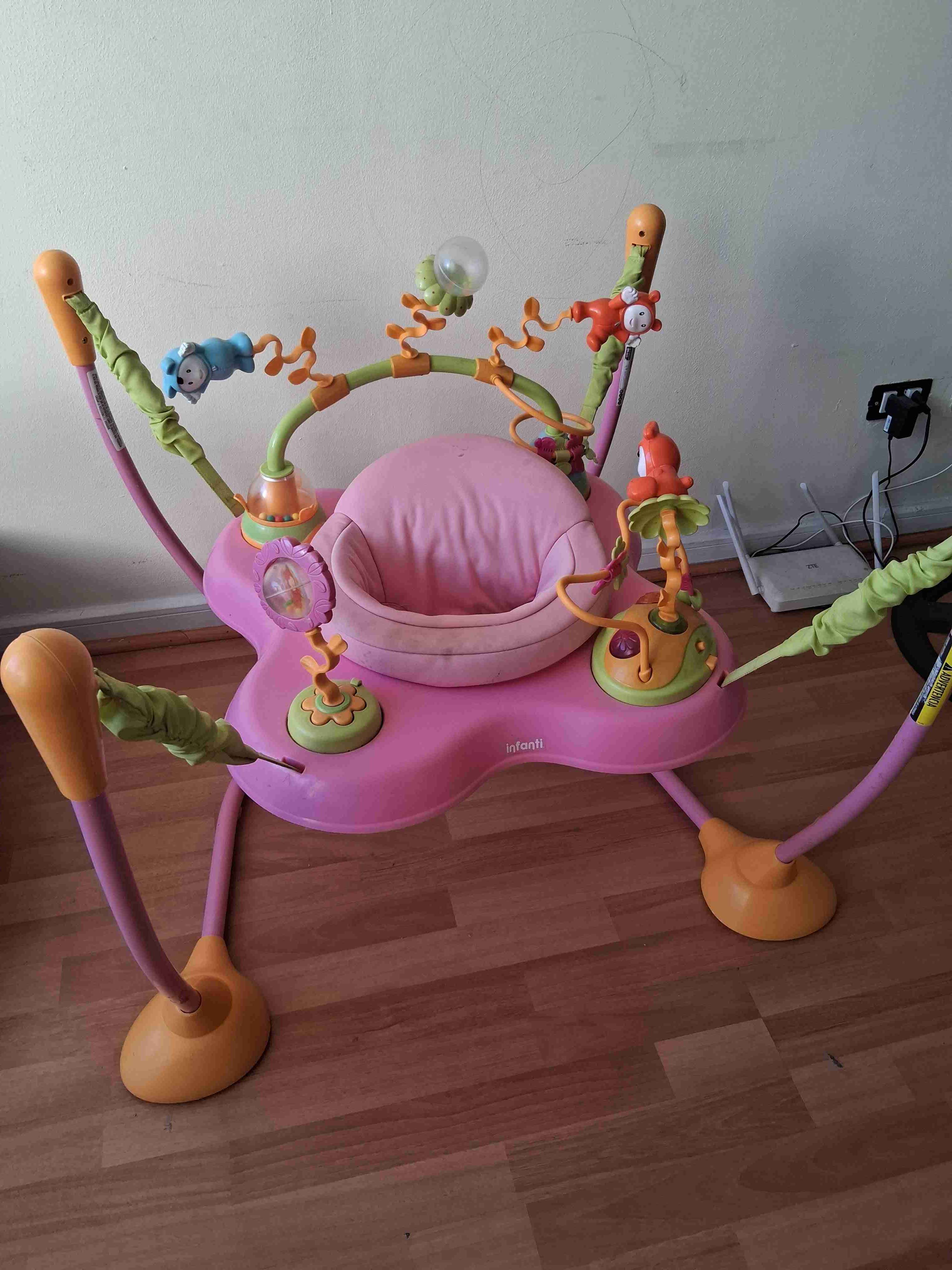 Centro de actividades Infanti rosa - miniatura 3