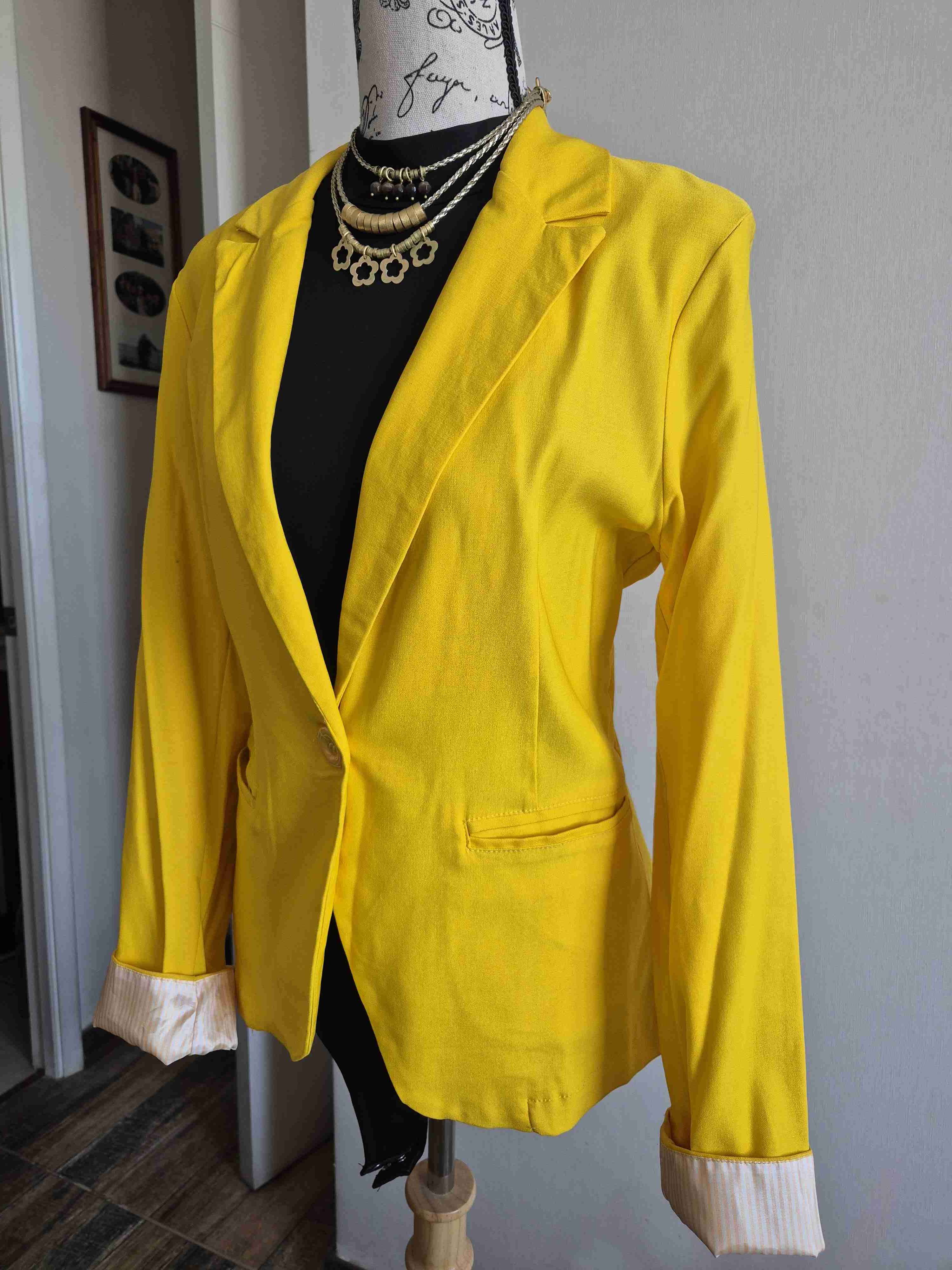 Blazer amarillo  para mujer - miniatura 3