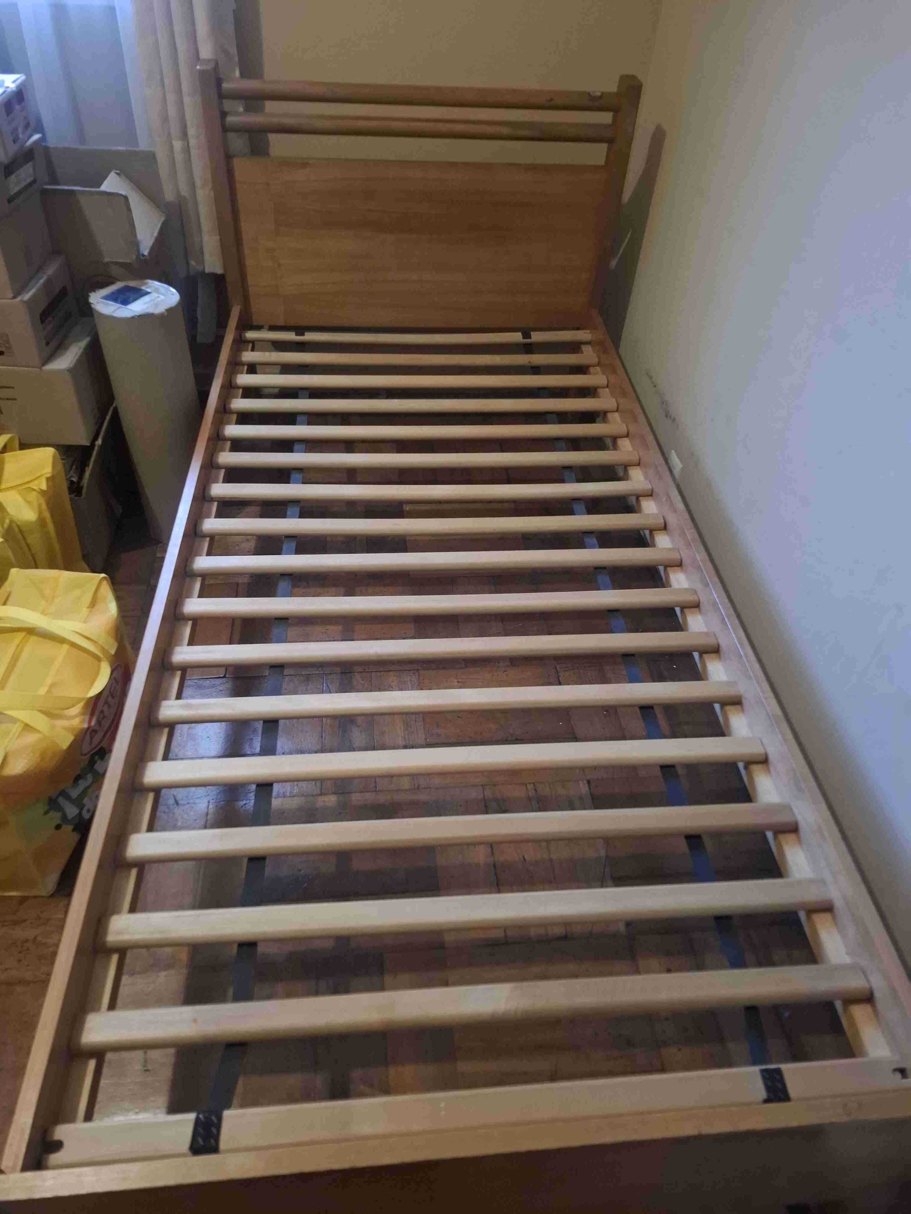 Cama de madera individual - miniatura 2