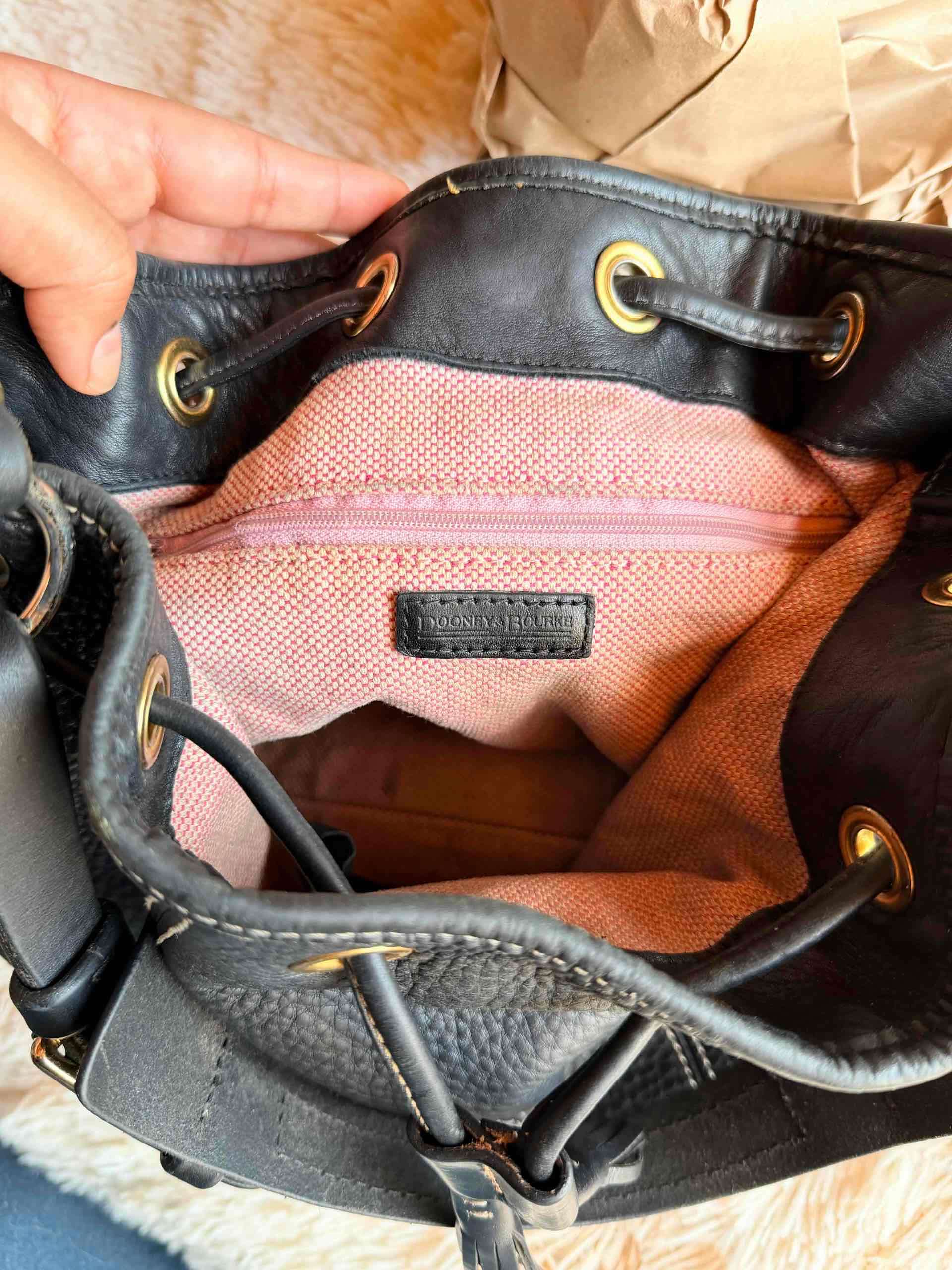 Cartera Dooney & Bourke tipo bucket original ✨ - miniatura 6