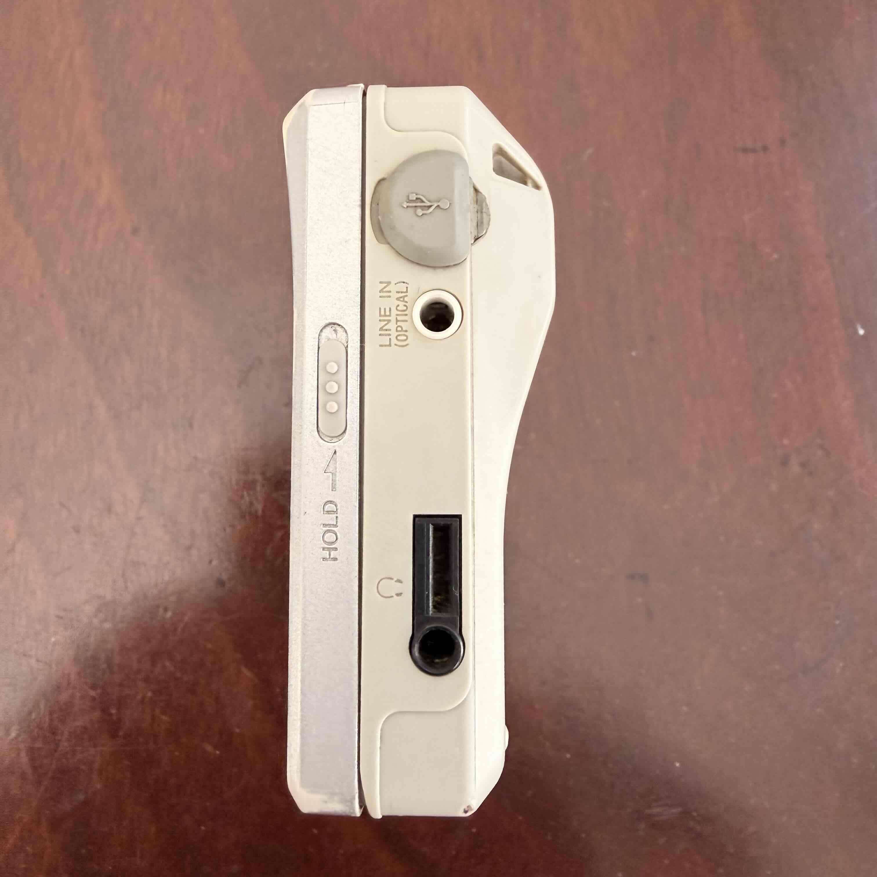 Reproductor portátil Sony MiniDisc - miniatura 4