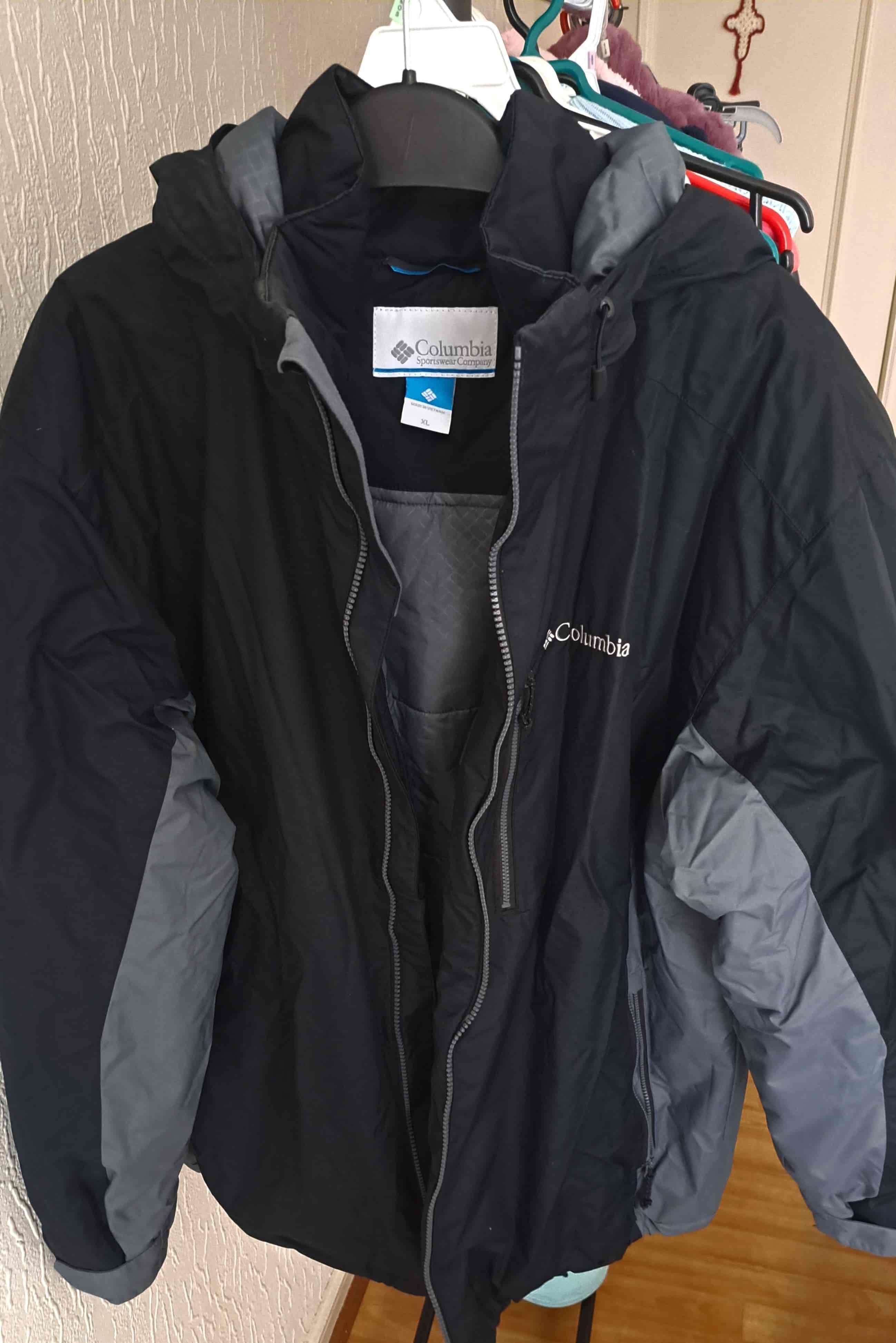 Chaqueta Columbia impermeable negra XL
