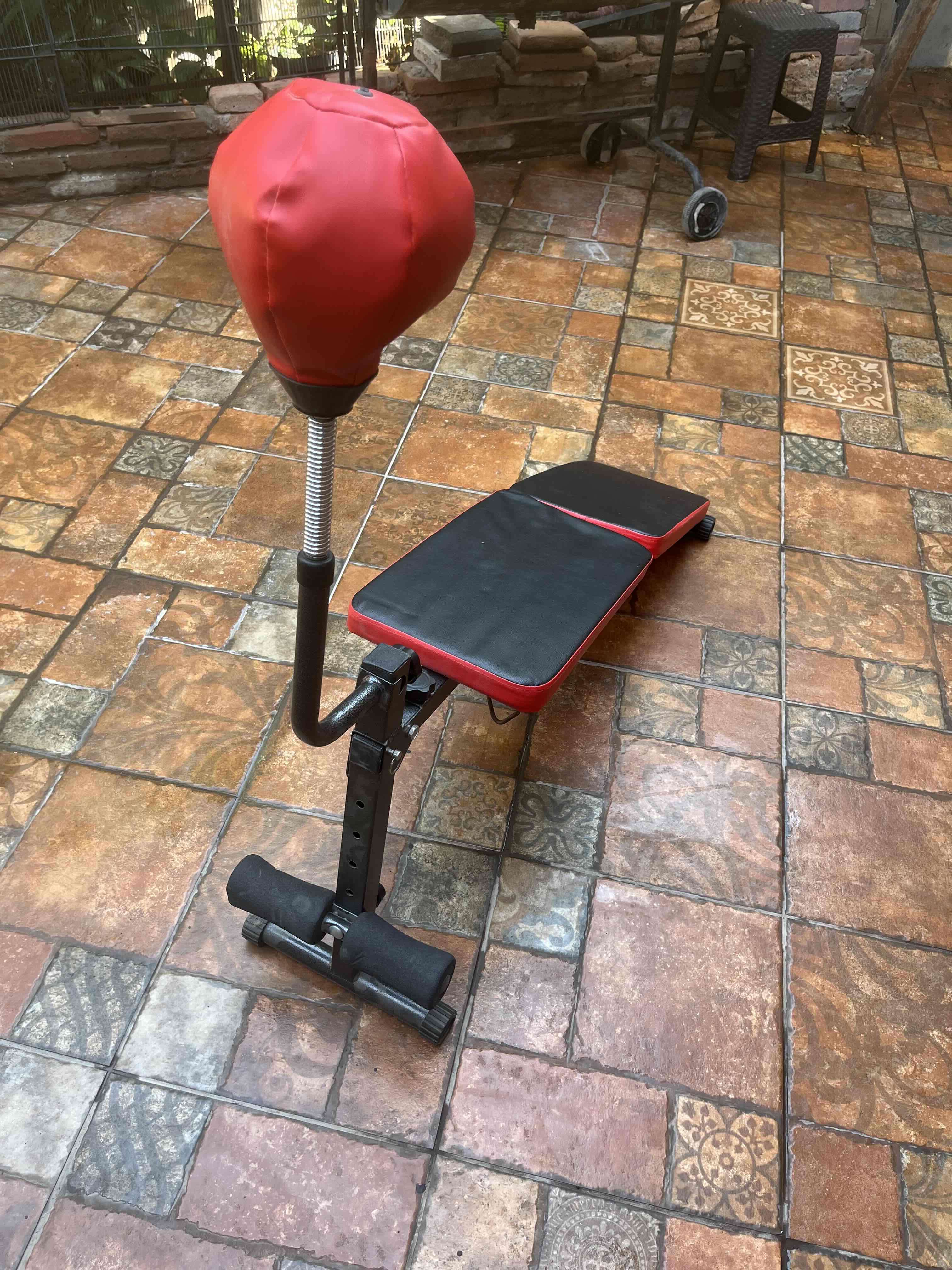 Banco inclinado de abdominales - miniatura 4