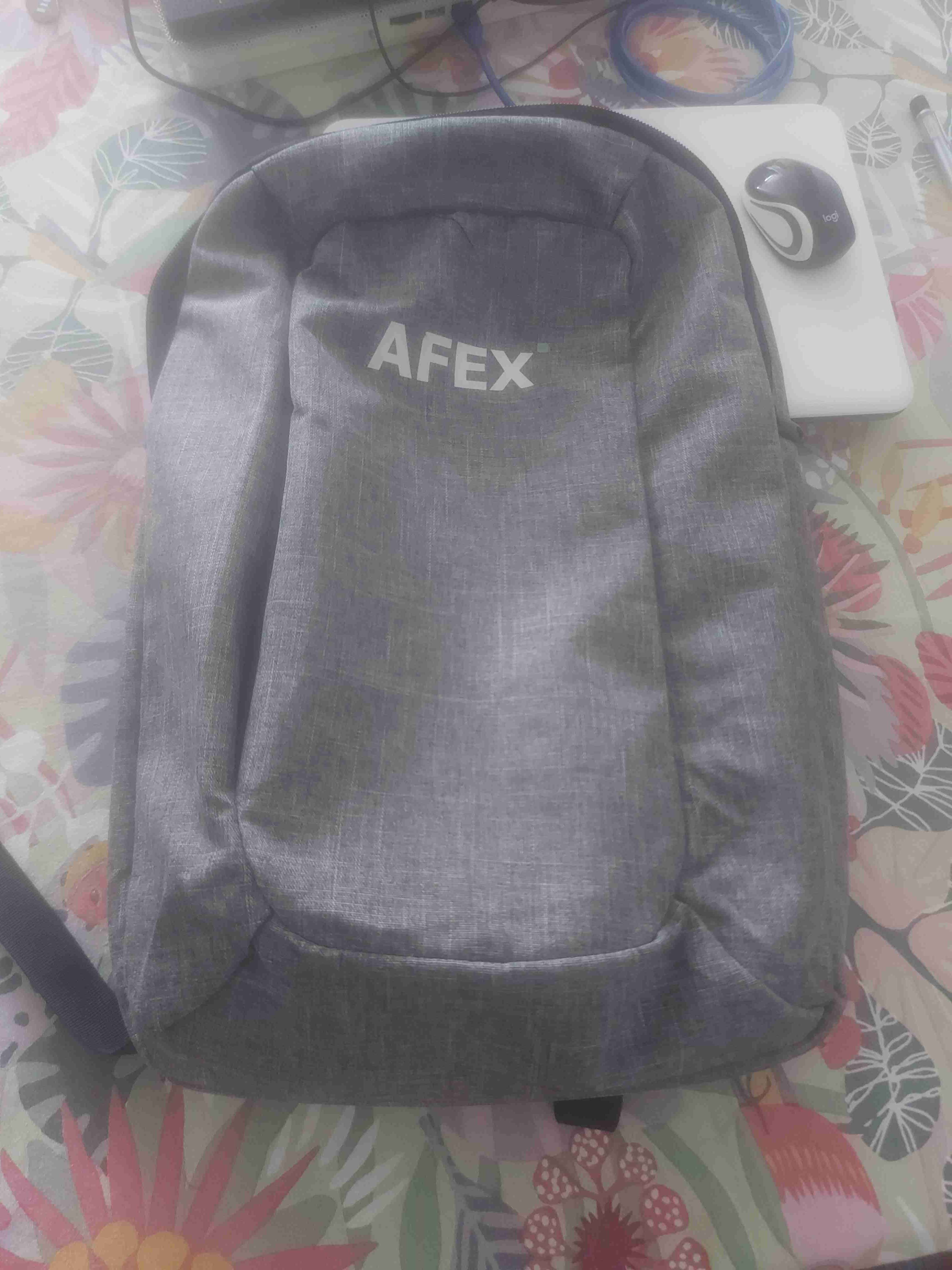 Mochila gris notebook