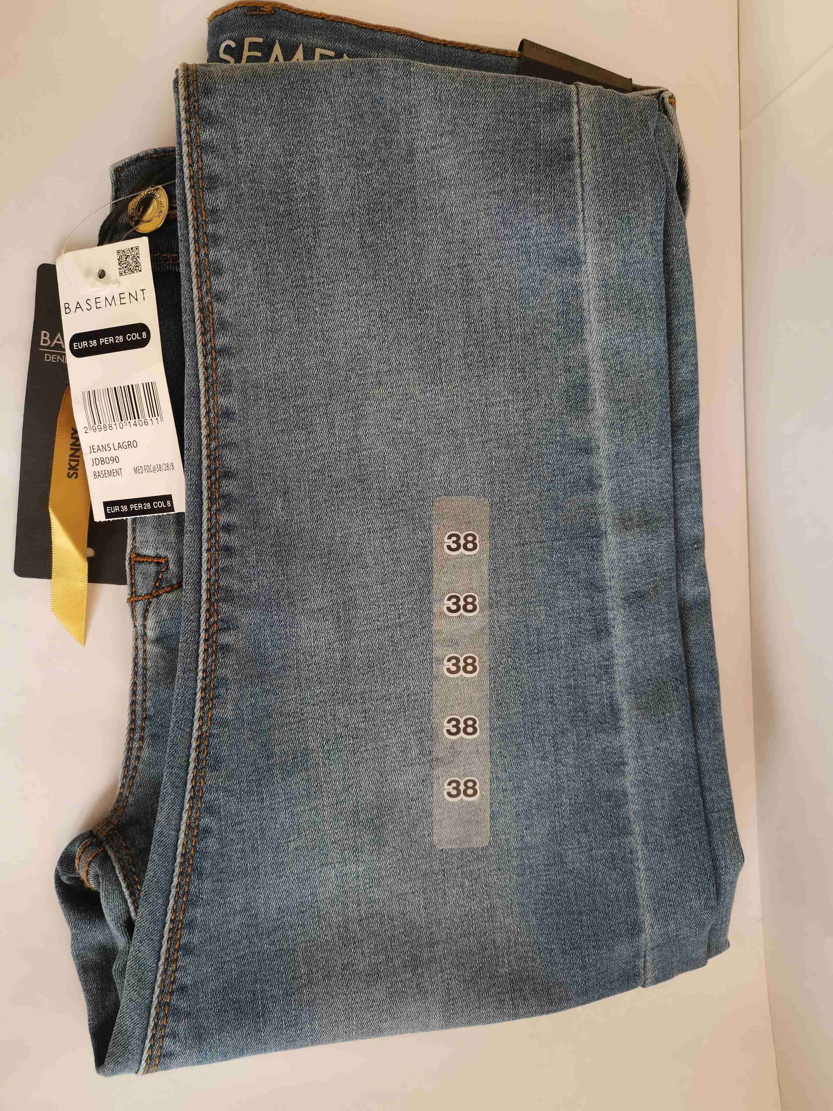 Jeans Hombre Basement Talla 38 - miniatura 2