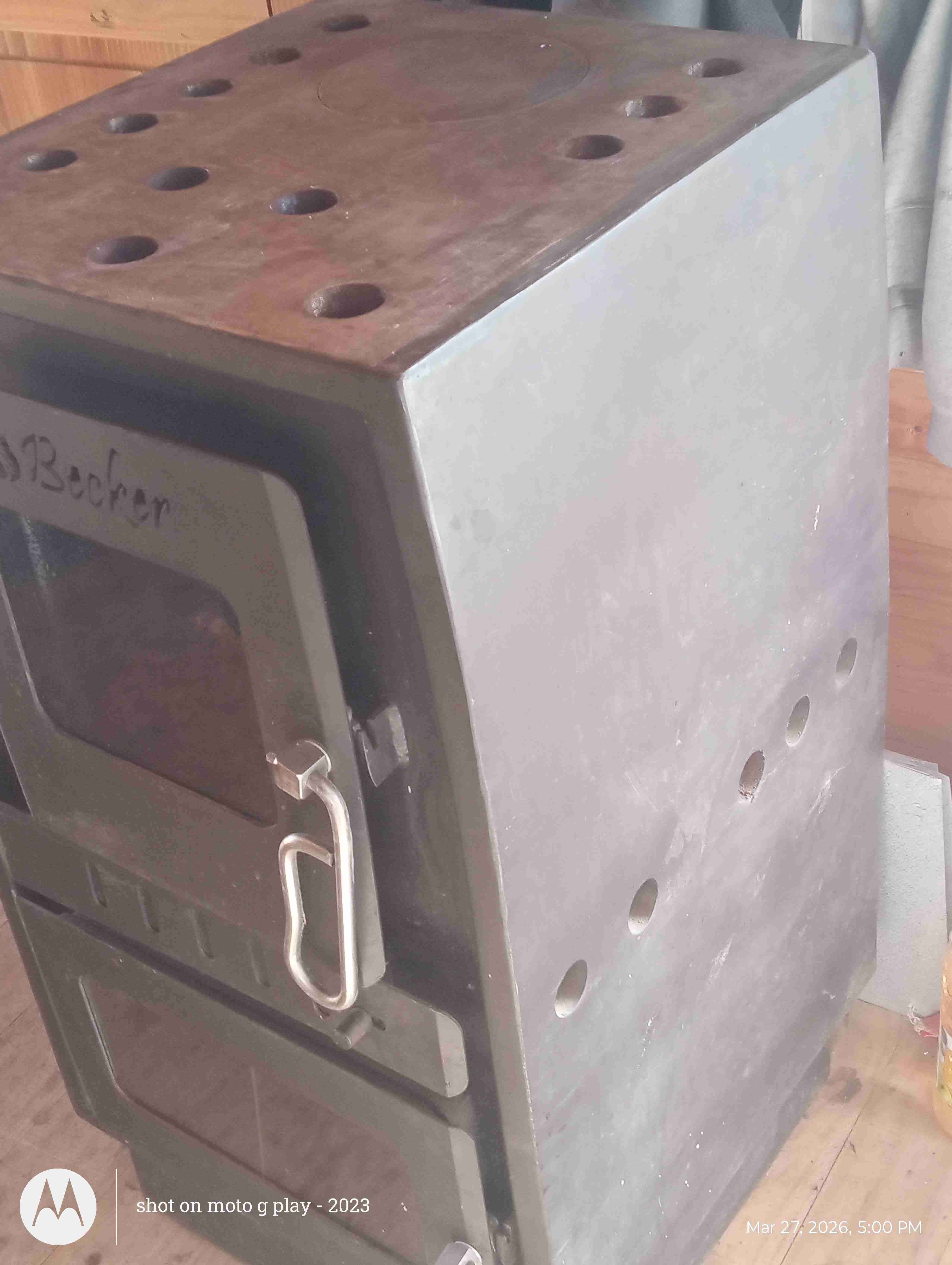 Estufa a leña Becker - miniatura 2