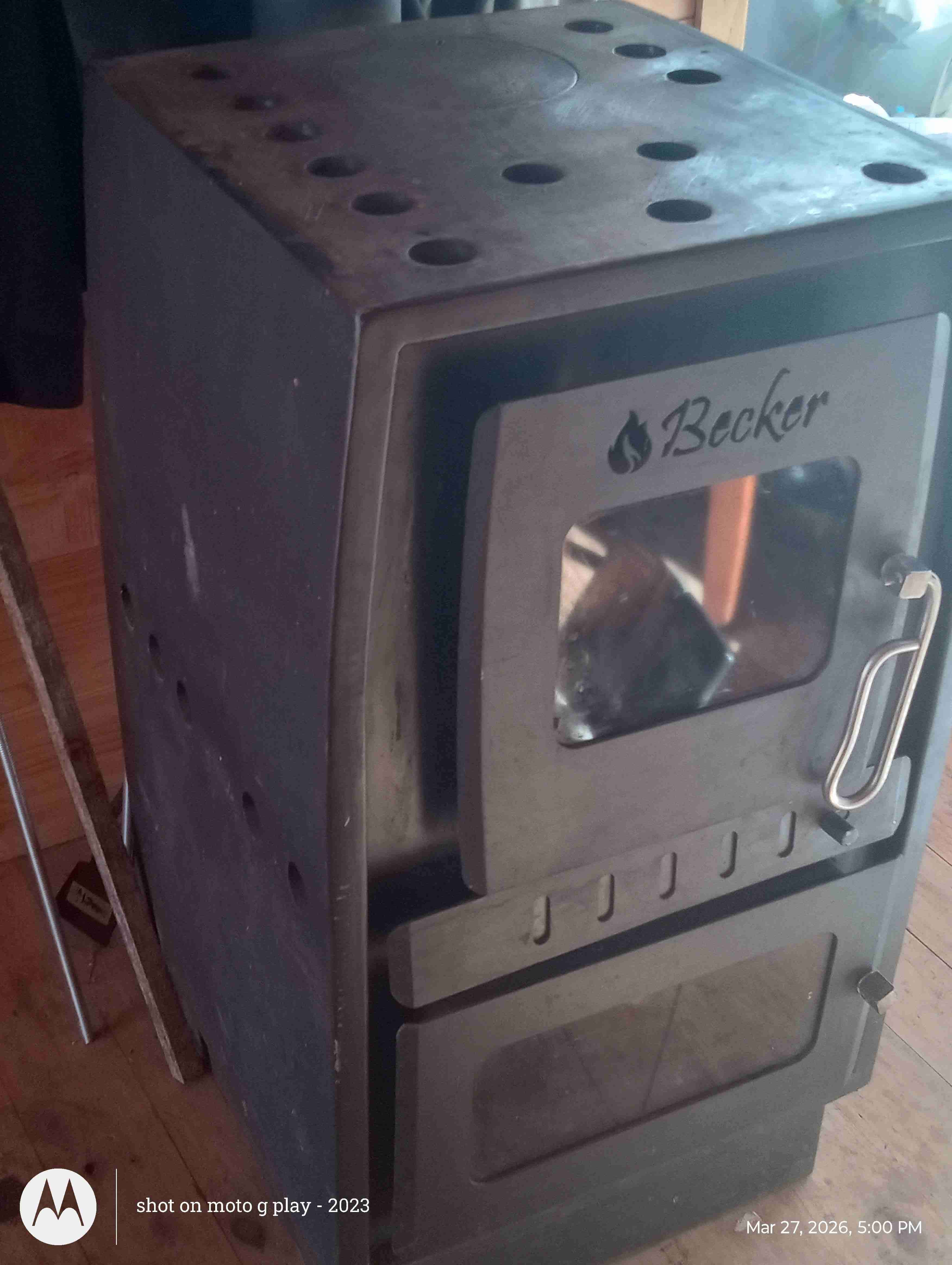 Estufa a leña Becker - miniatura 3