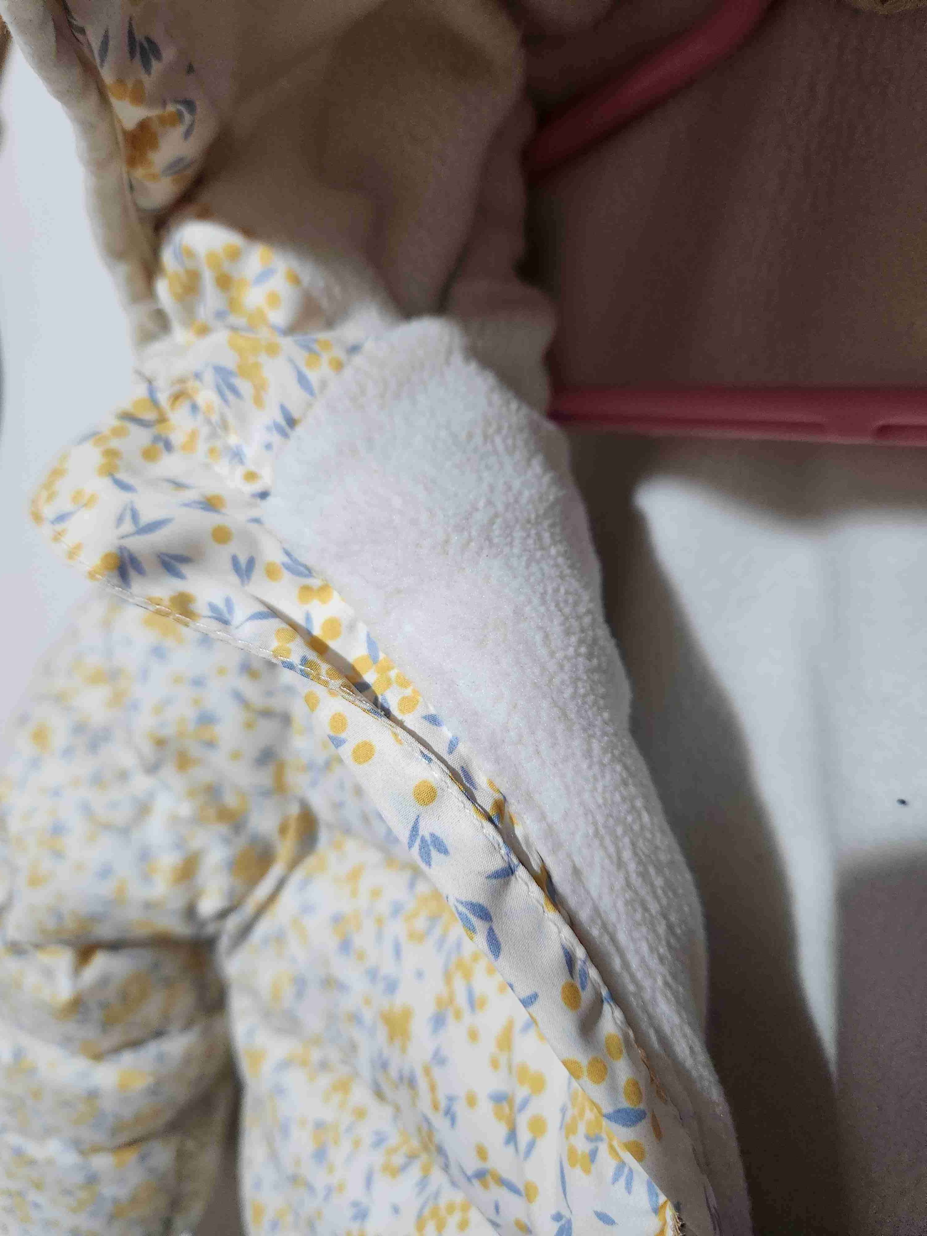 Chaqueta puffer infantil floral - miniatura 2