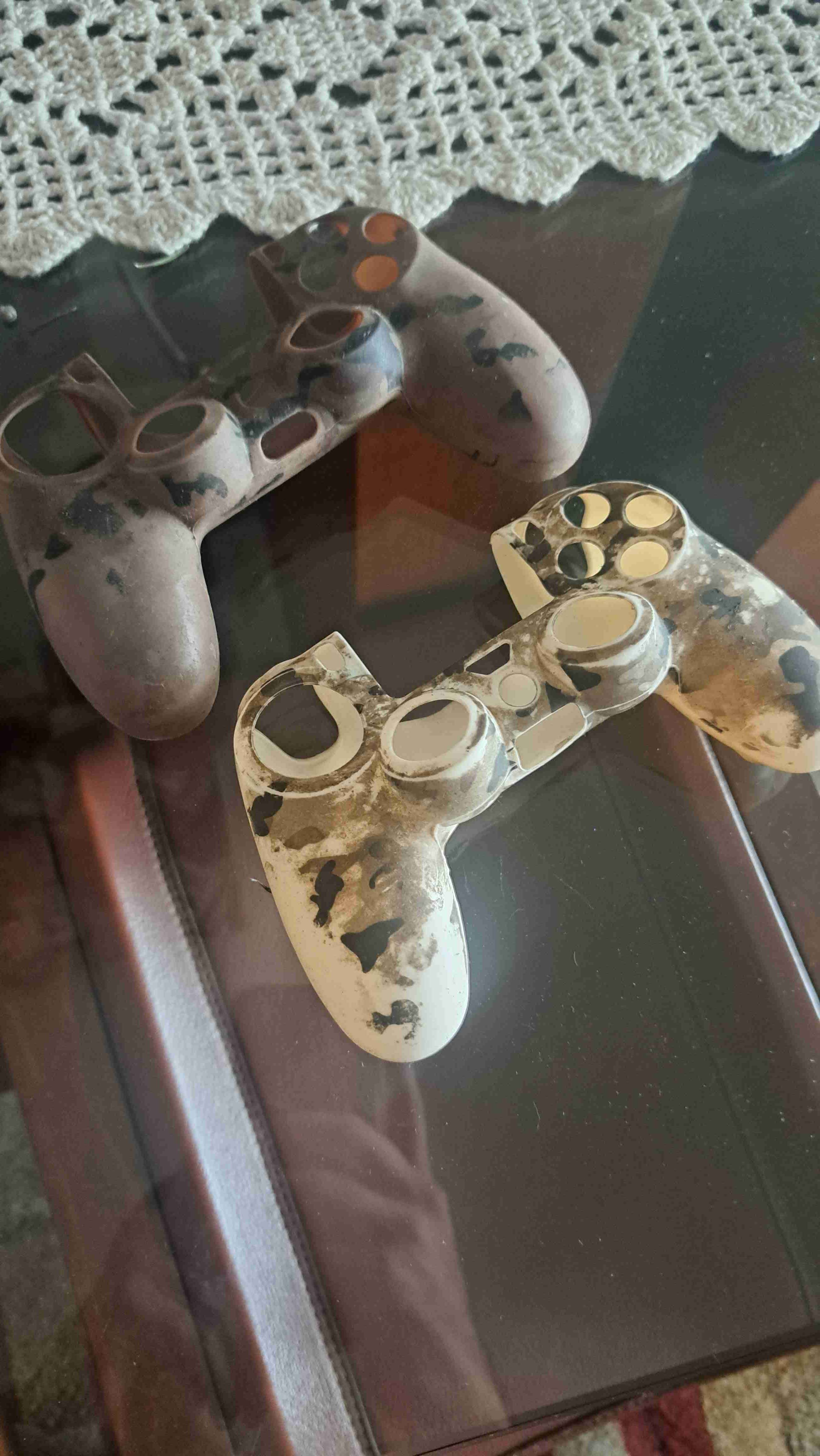 Consola PS4 con control, cargador pro y 2 fundas - miniatura 3