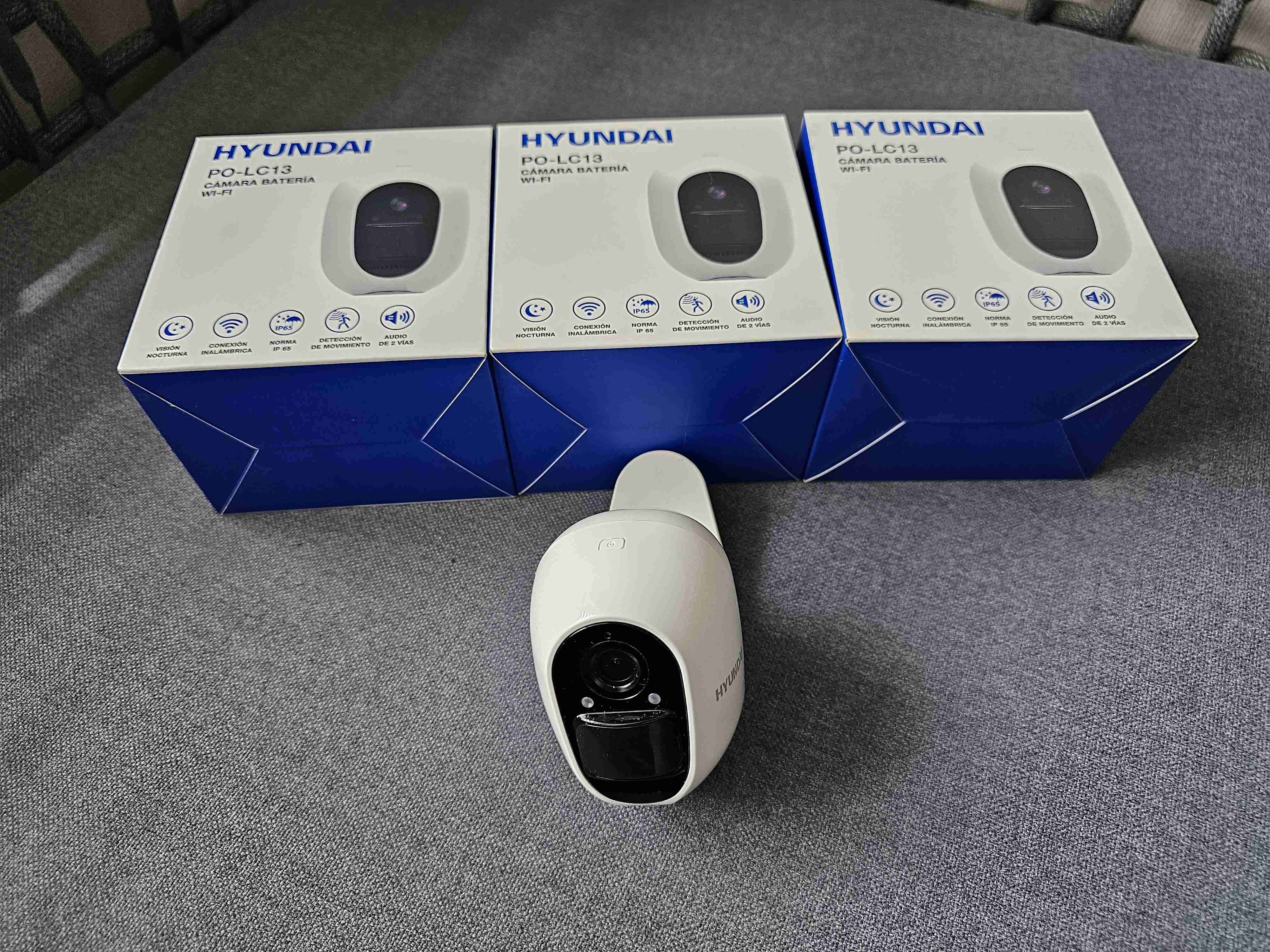 Cámara de seguridad Hyundai Wi-Fi - miniatura 2