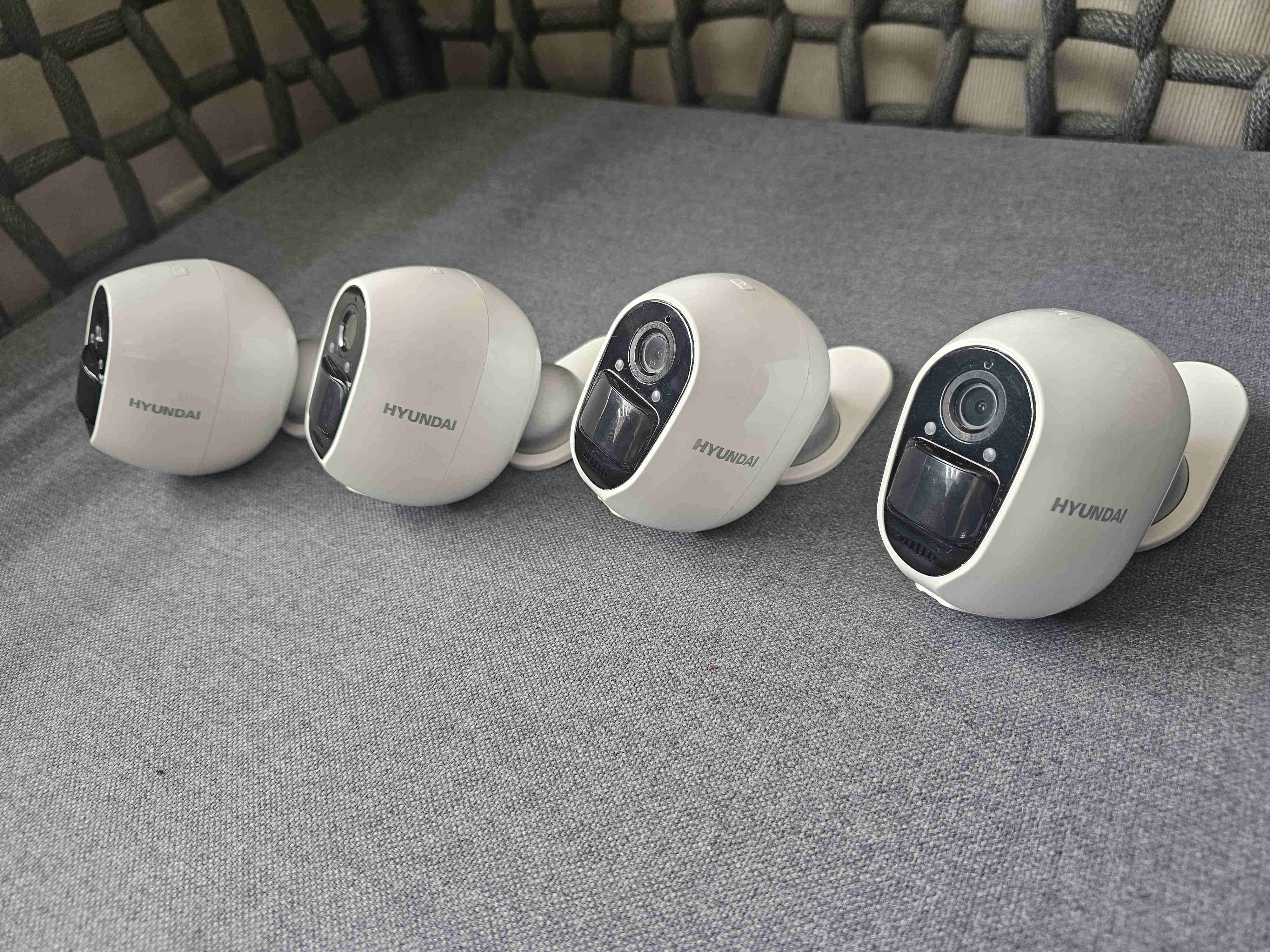 Cámara de seguridad Hyundai Wi-Fi - miniatura 3