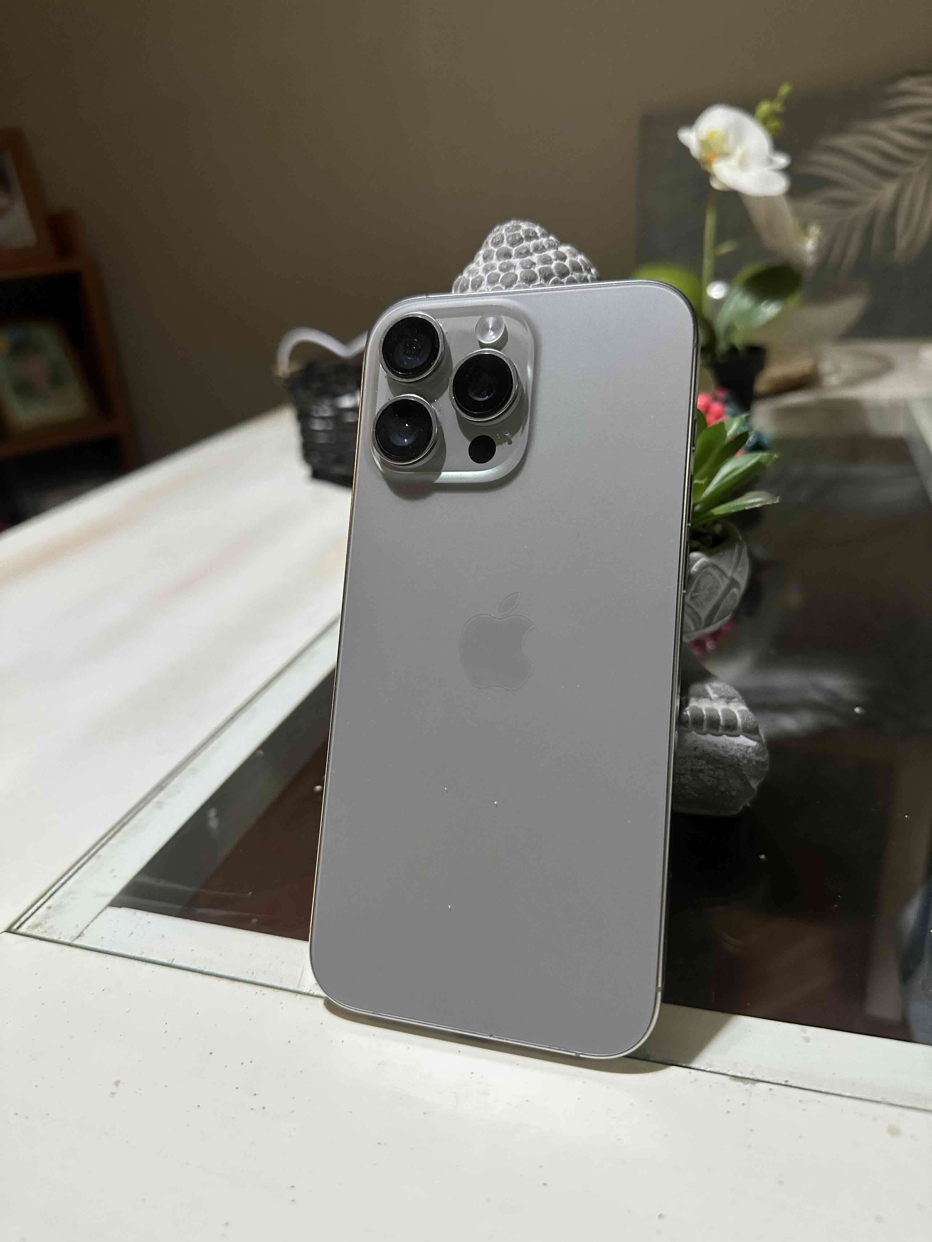 iPhone 16 Pro Max 256GB Titanium – Liberado – 94%