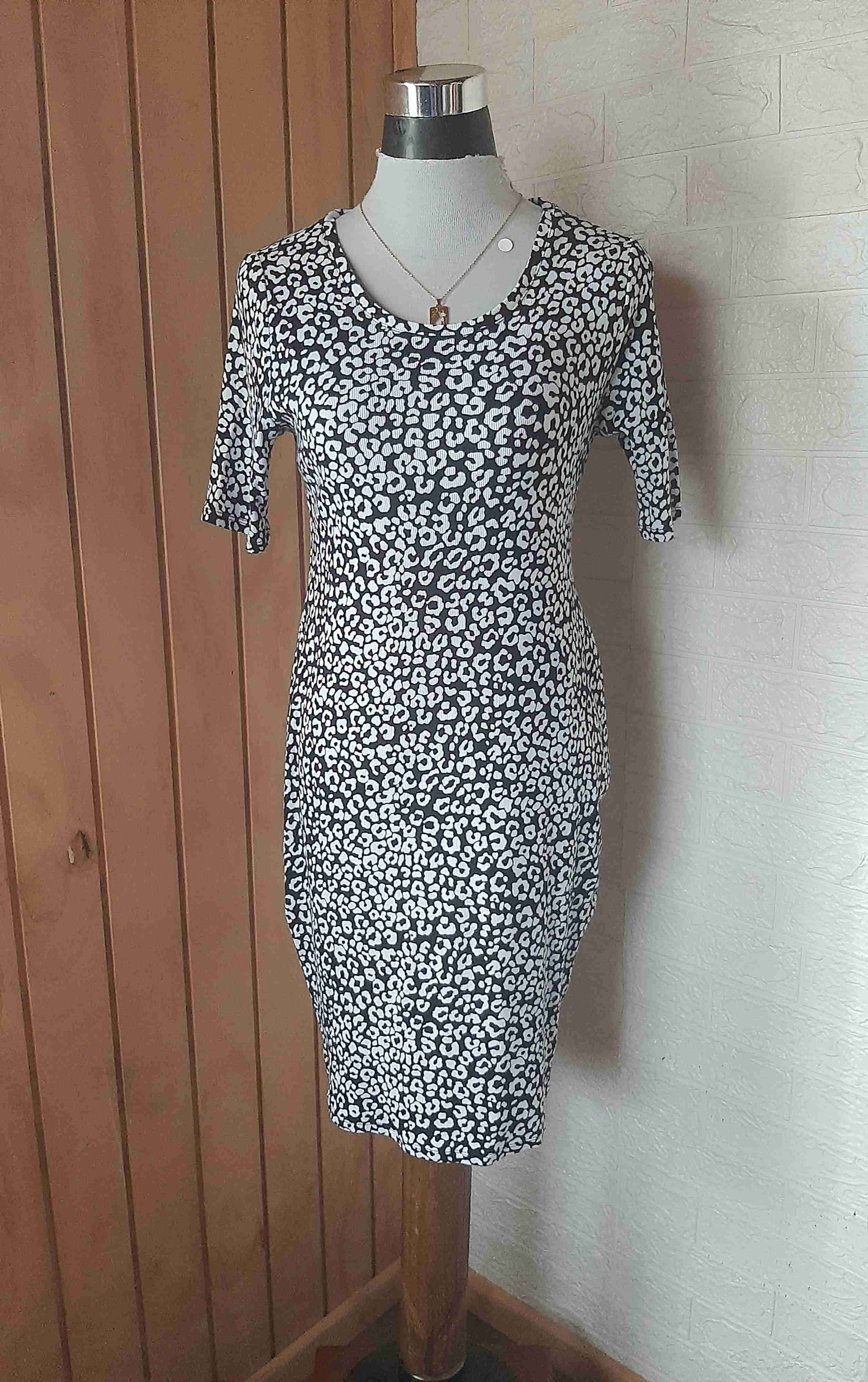 Vestido estampado animal print - miniatura 2