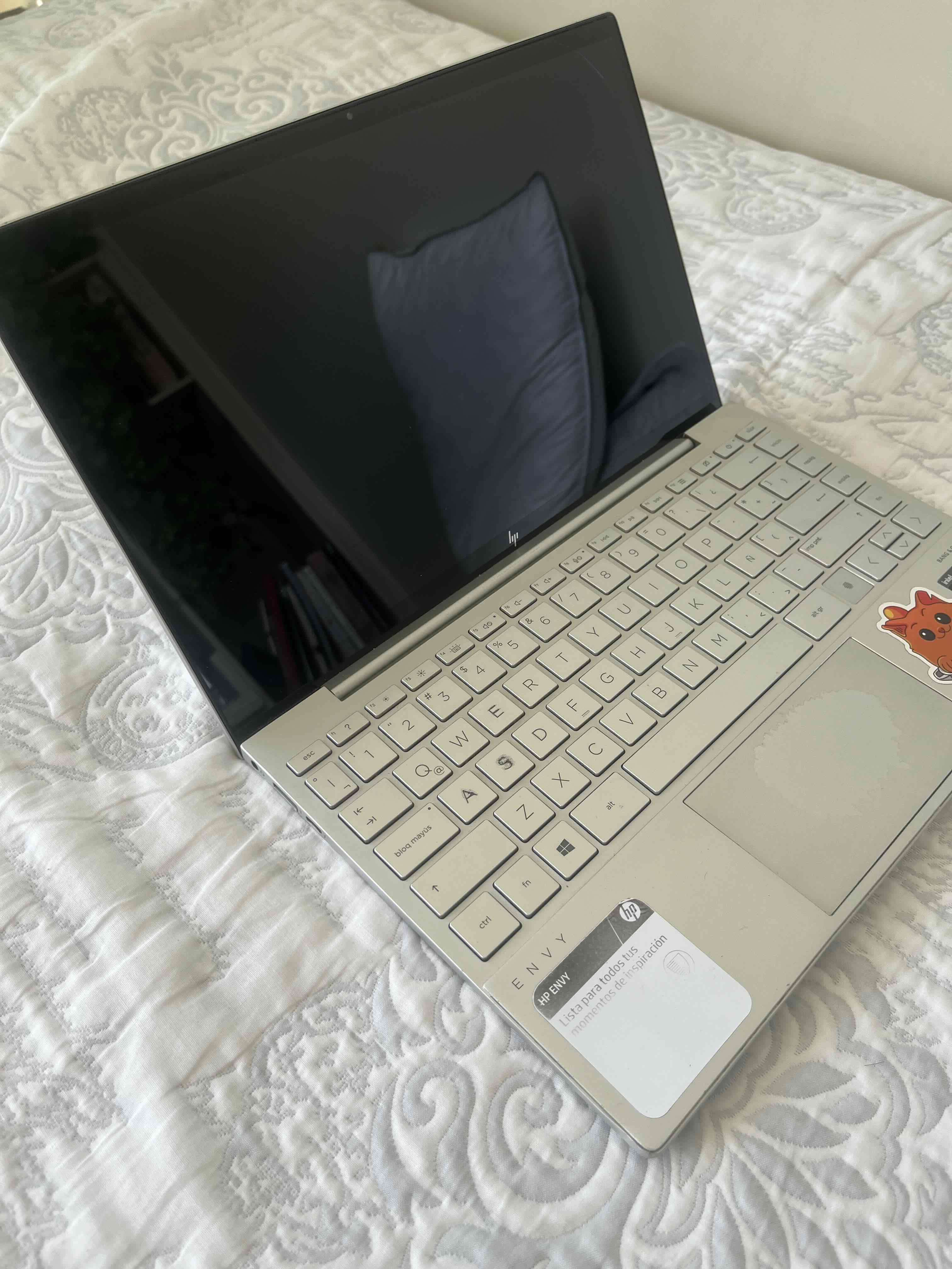 Notebook HP Envy 13 pulgadas  MUY LIVIANO