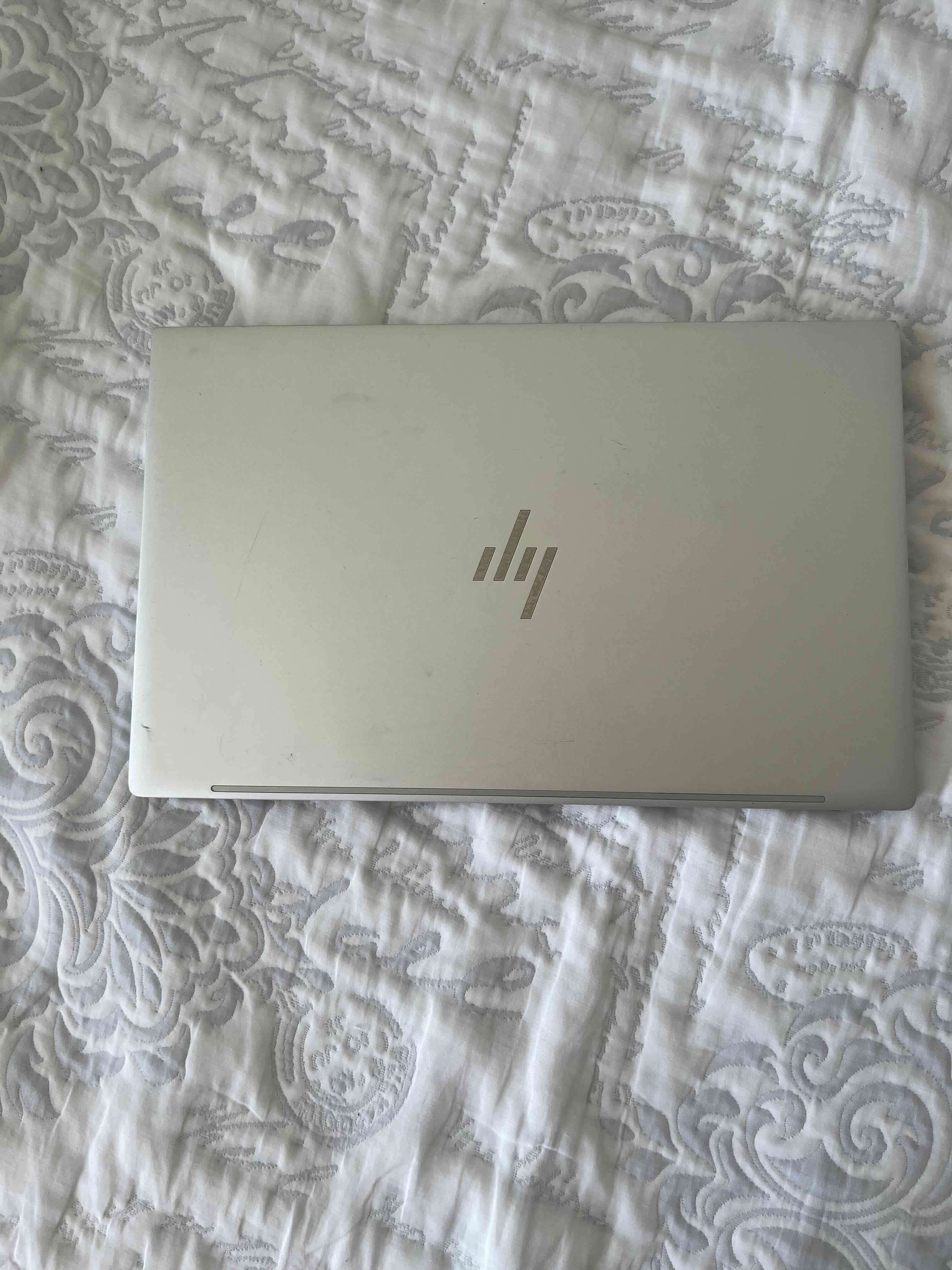 Notebook HP Envy 13 pulgadas  MUY LIVIANO - miniatura 2