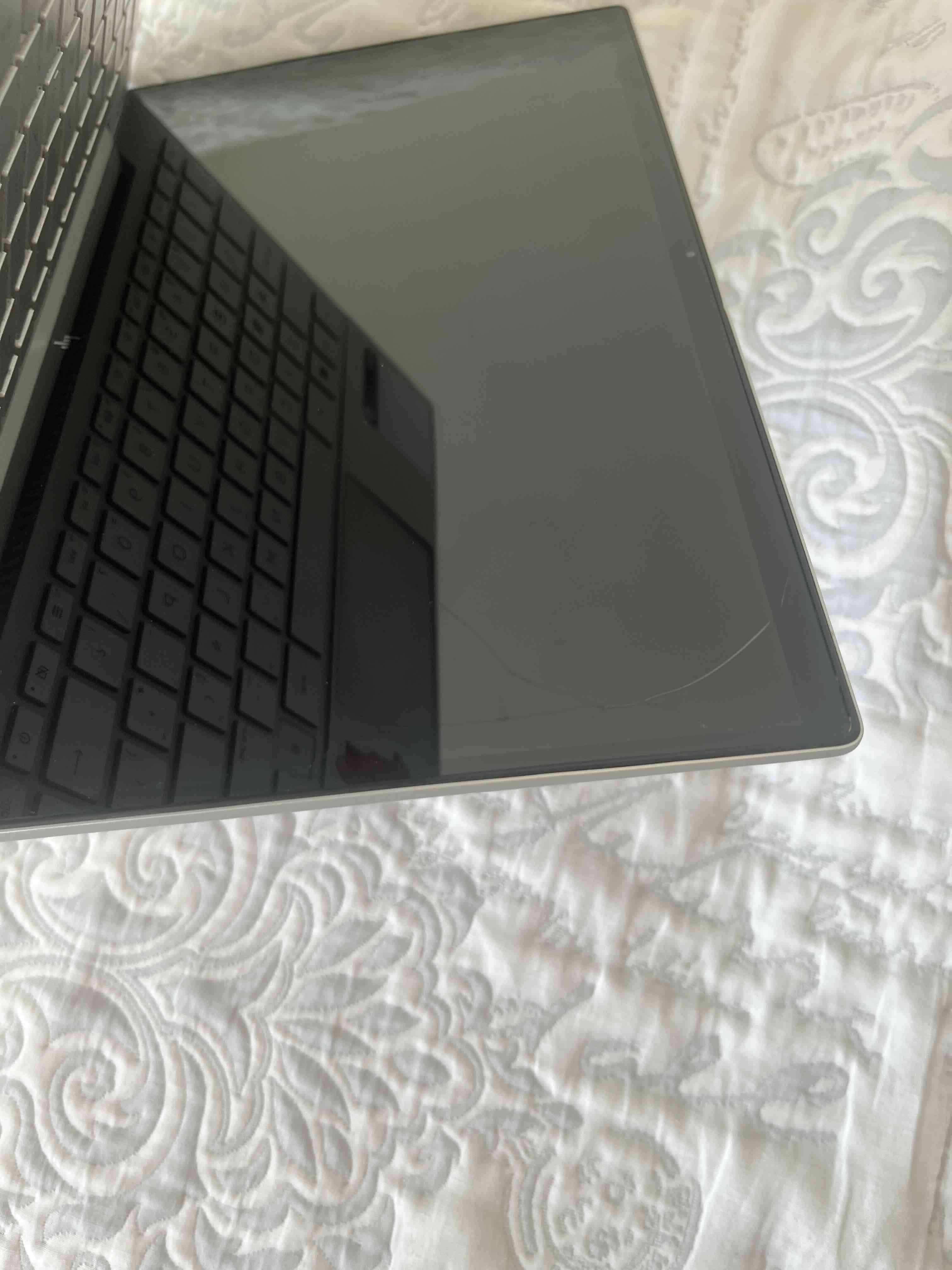 Notebook HP Envy 13 pulgadas  MUY LIVIANO - miniatura 3