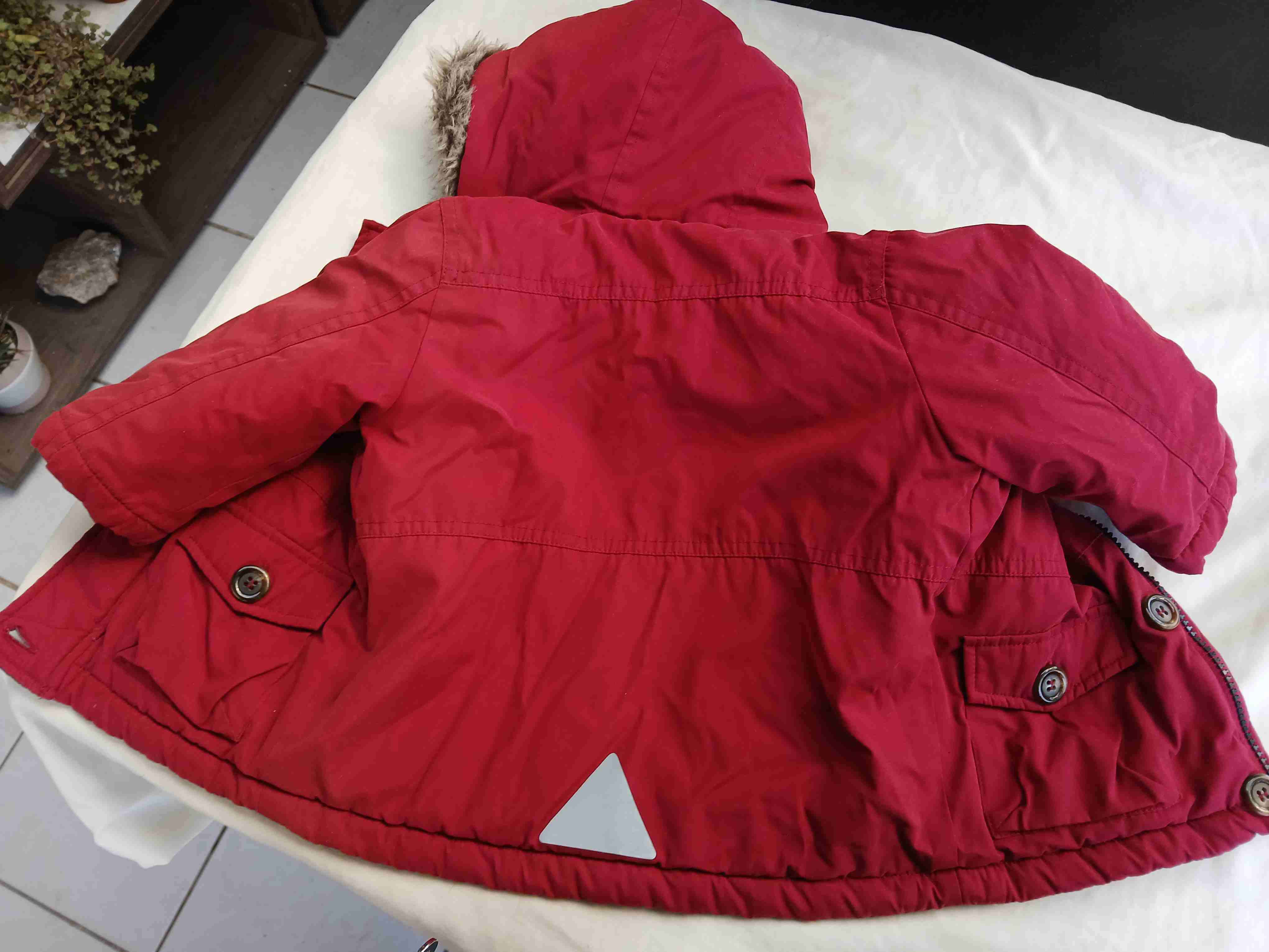 Chaqueta burdeo con capucha infantil - miniatura 3