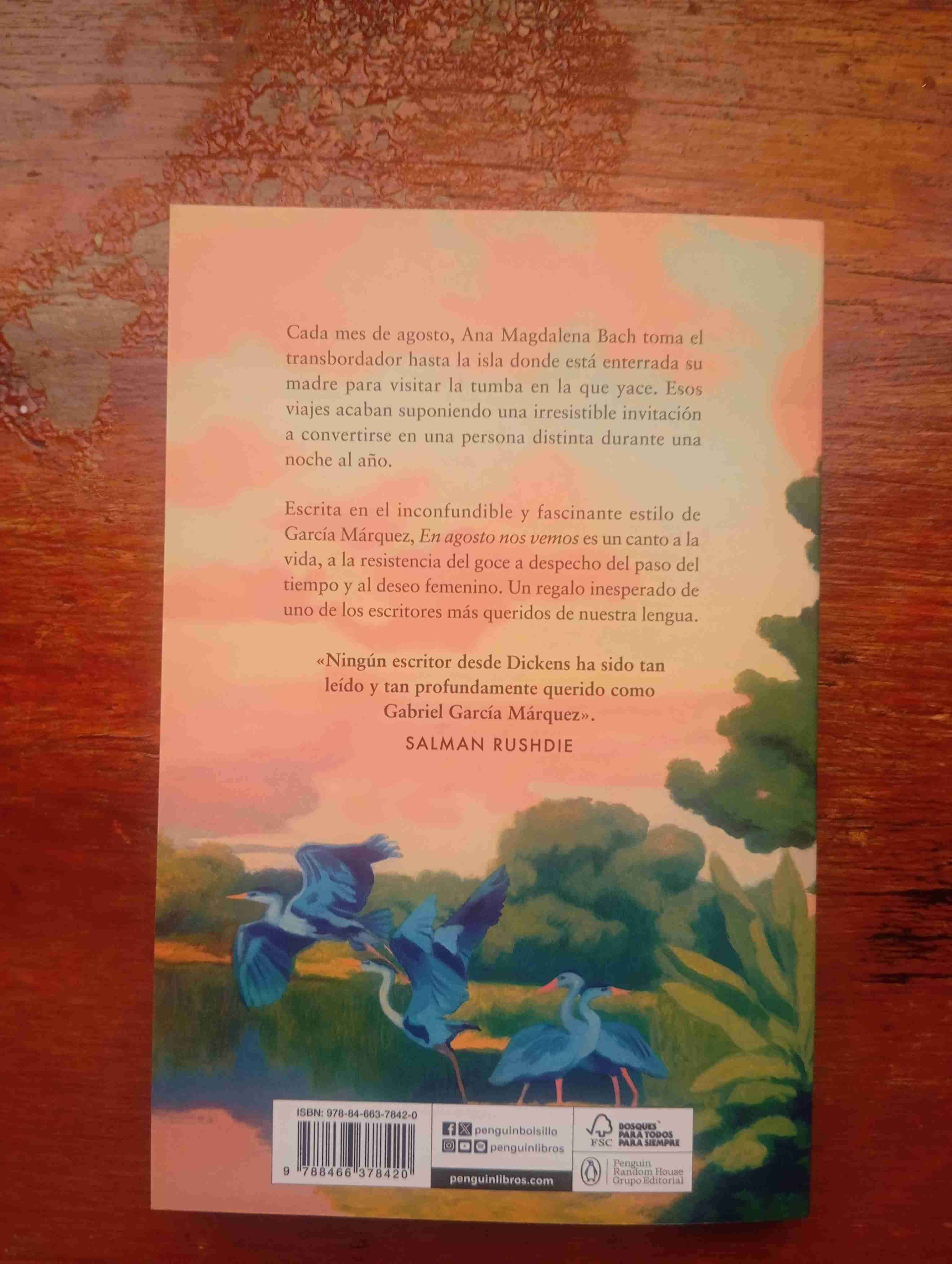 Libro 'En agosto nos vemos' García Márquez - miniatura 3