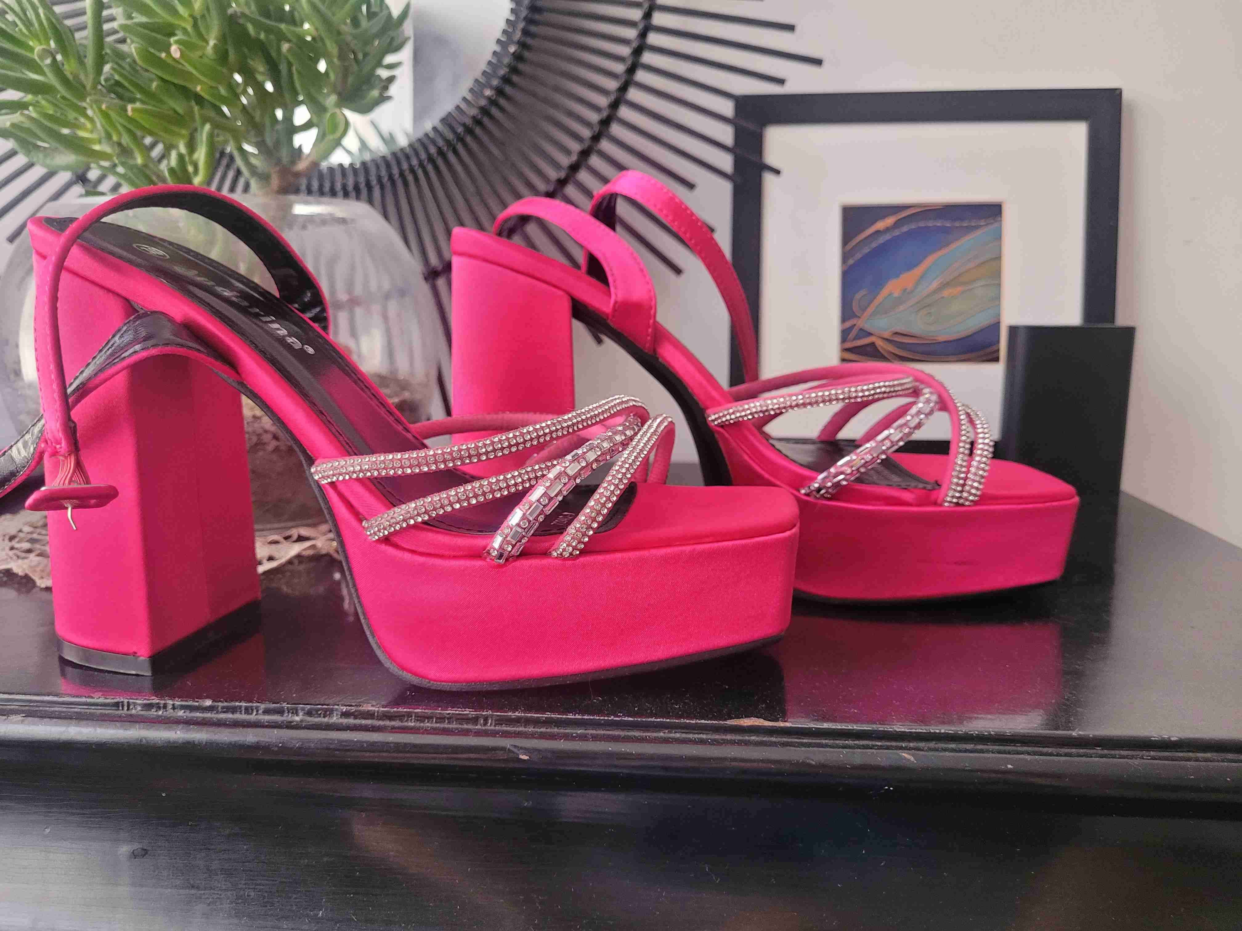 Tacones fucsia con strass número 38