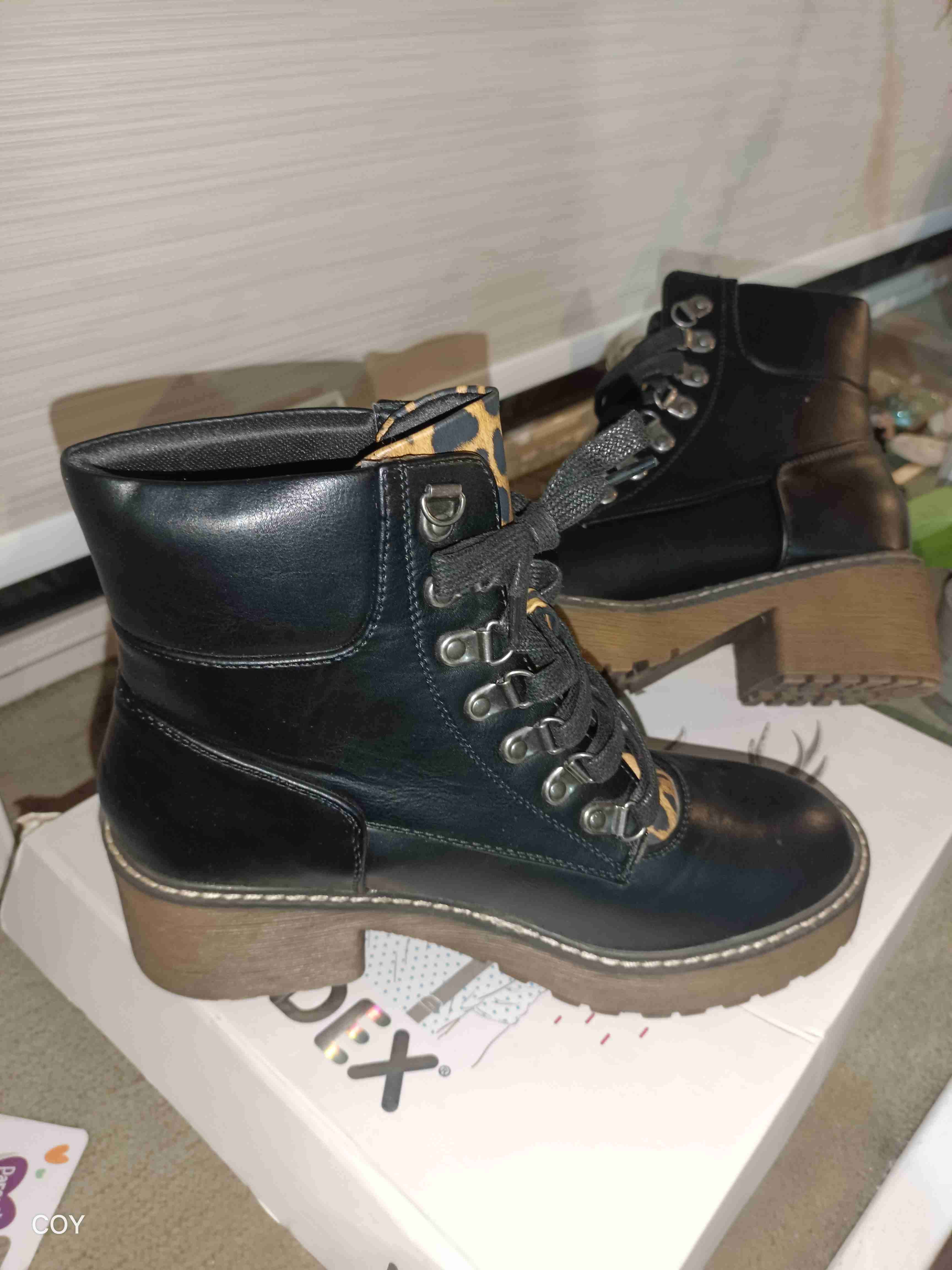 Botines negros con estampado leopardo - miniatura 2