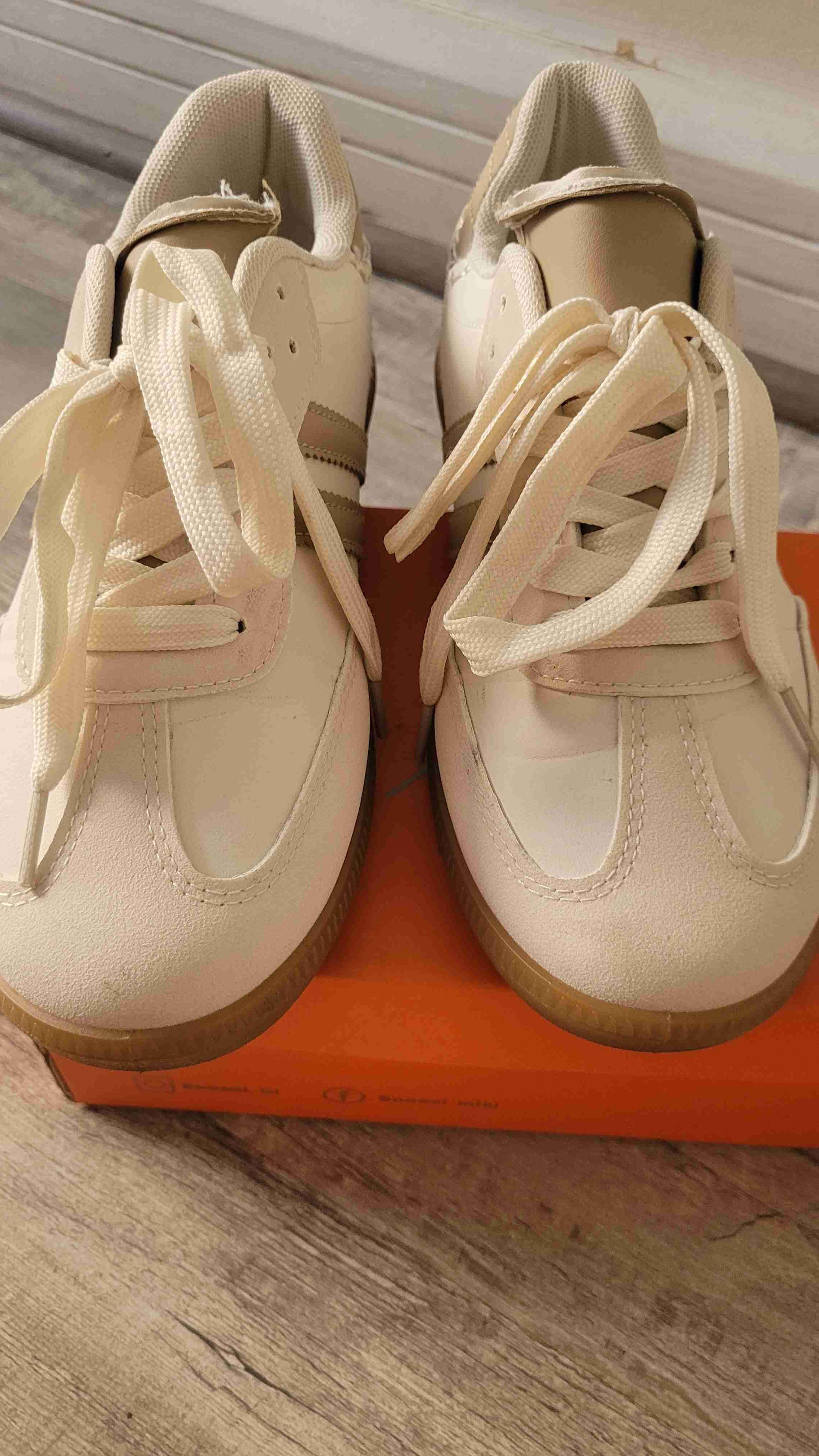 Zapatillas beige - miniatura 4