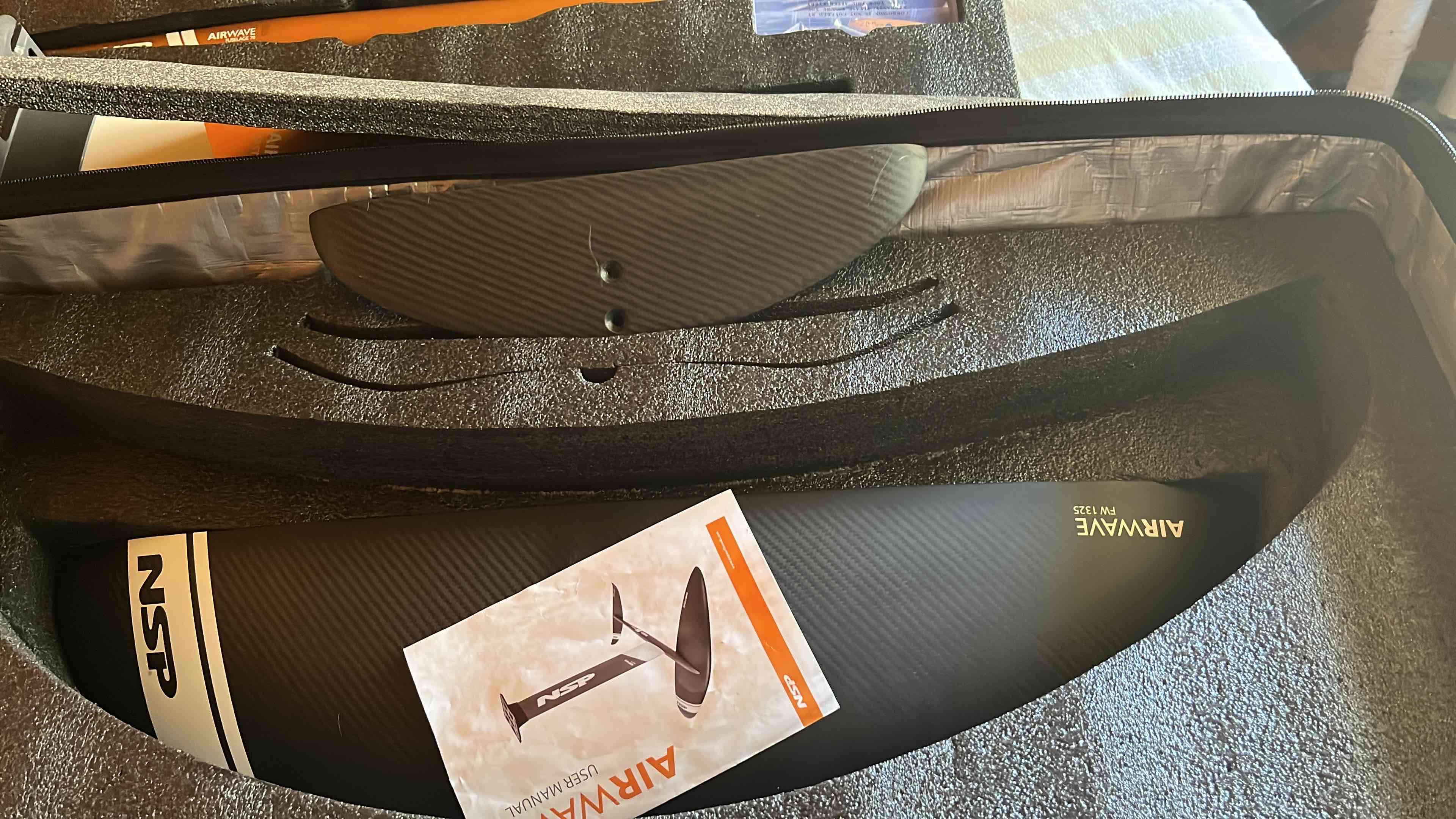 Tabla de wingfoil rígi - miniatura 2