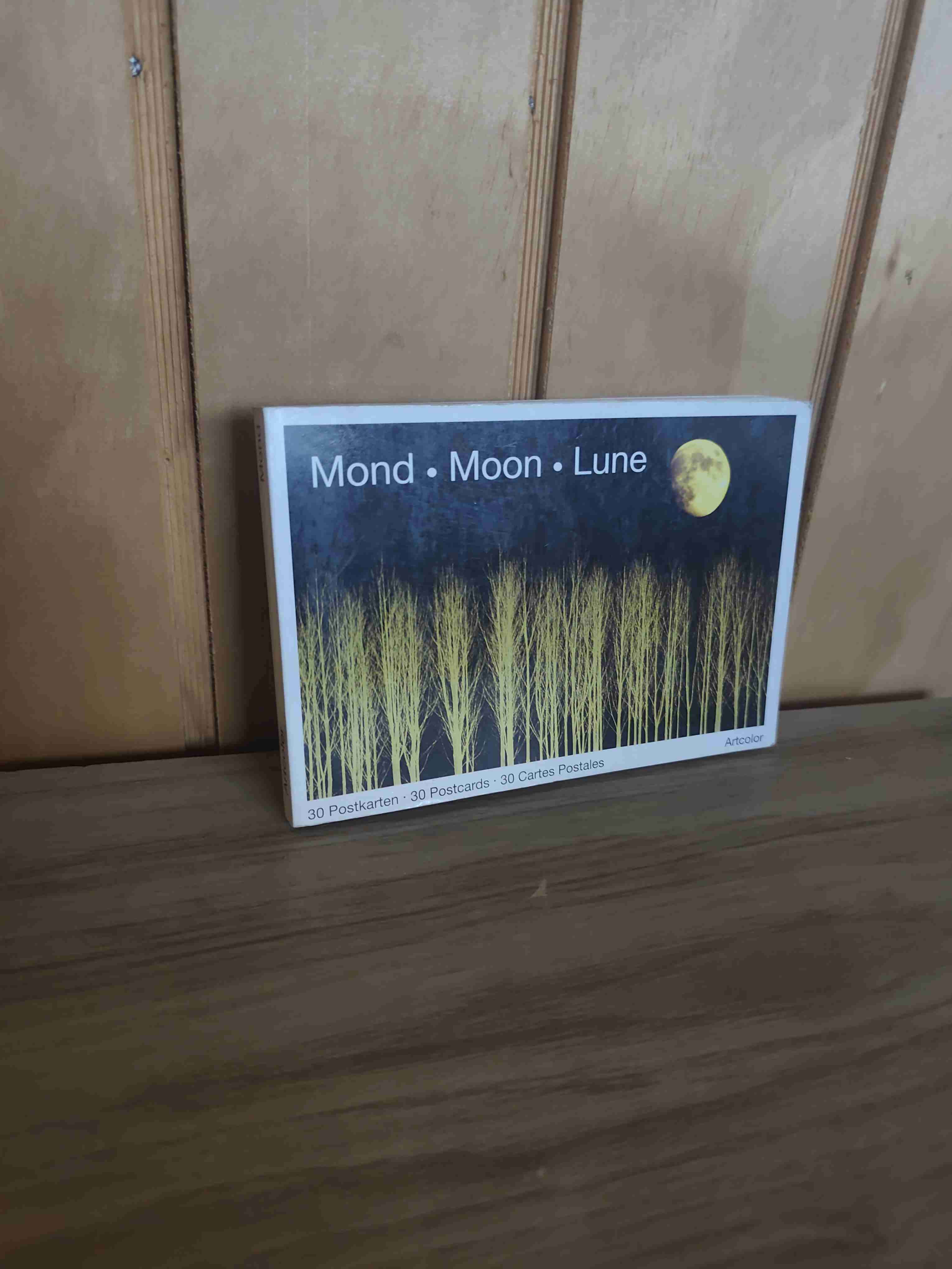 Set de 30 postales luna