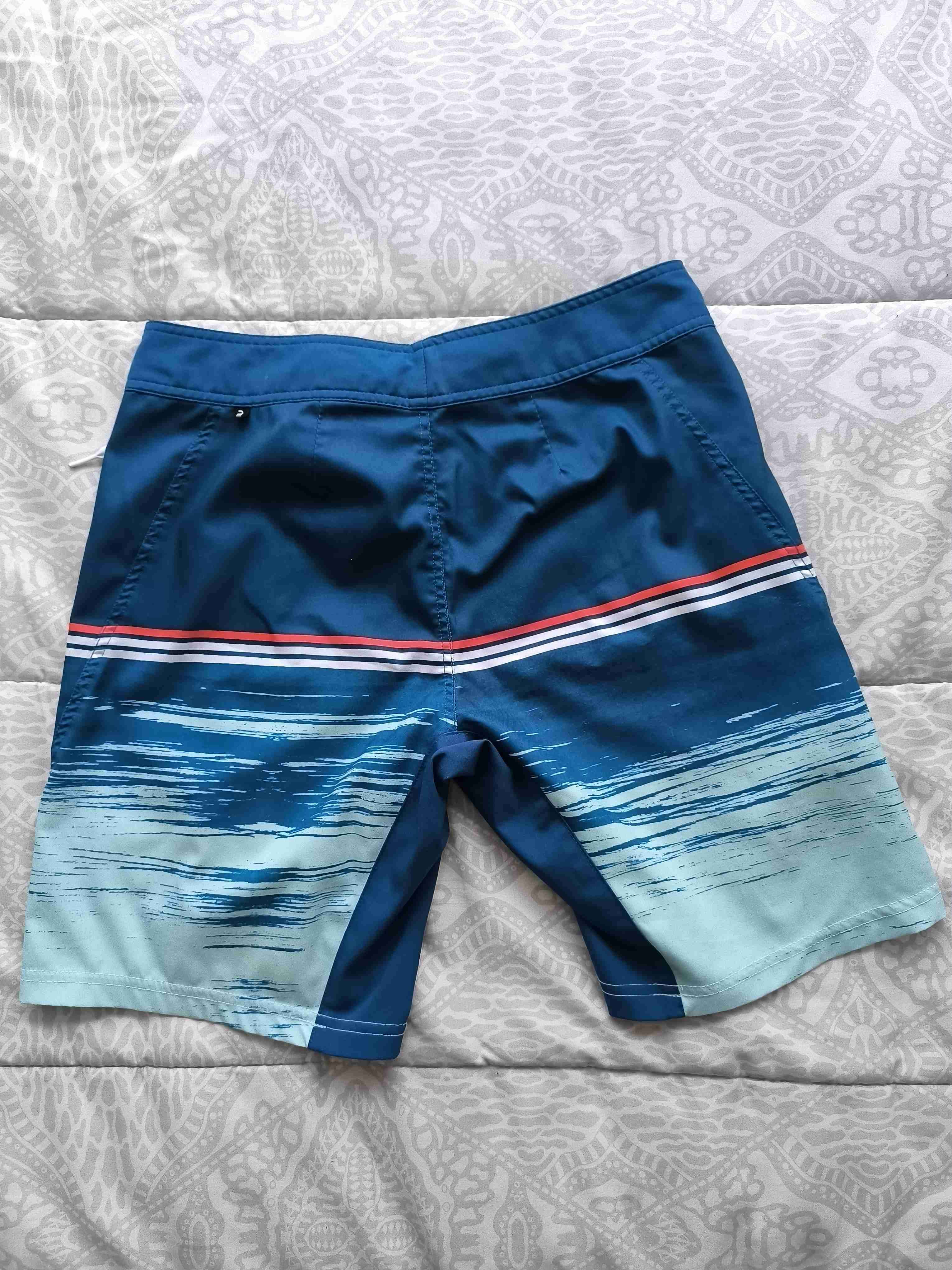 Shorts de baño azul con diseño - miniatura 2