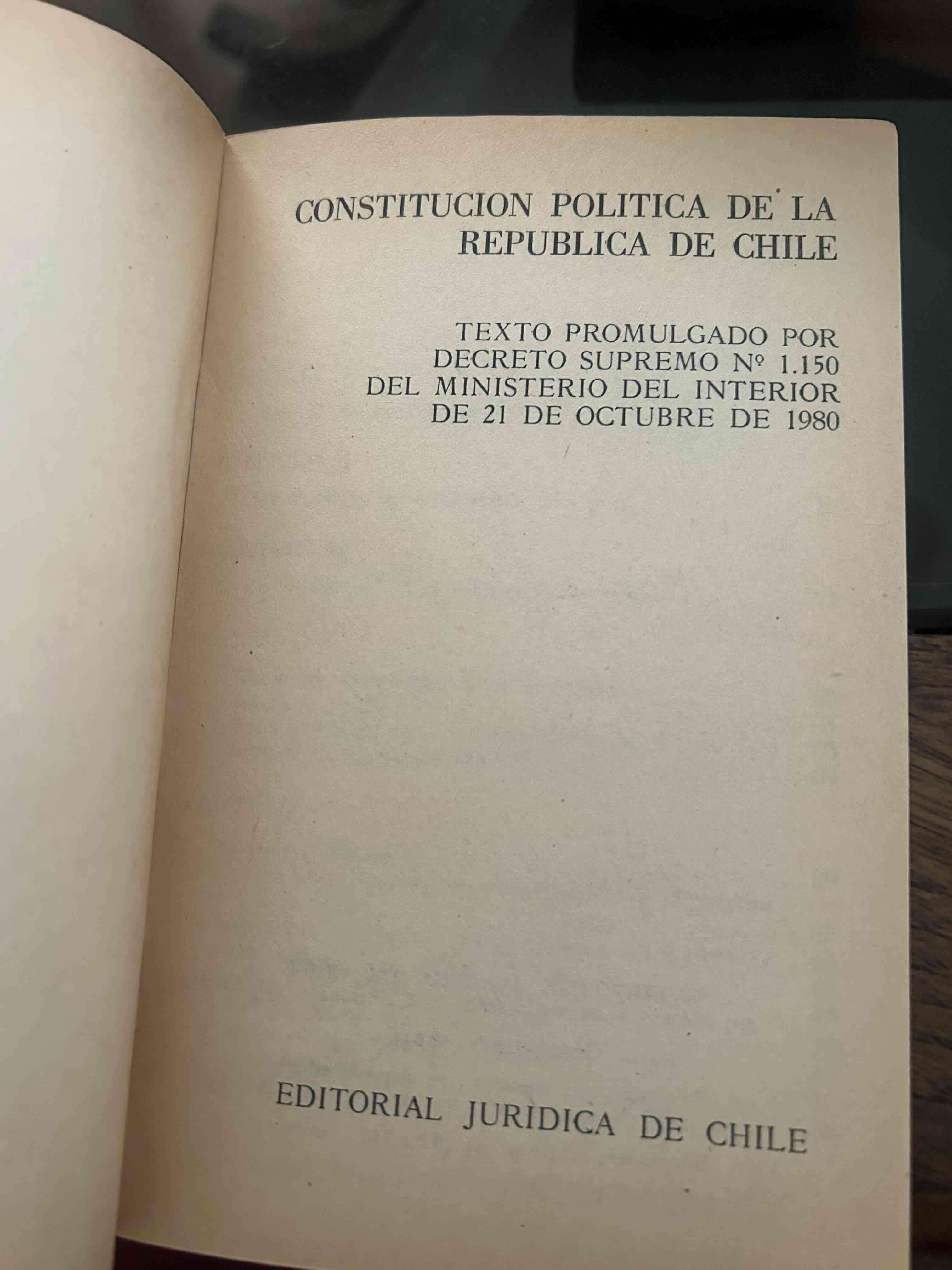 Constitución Política Chile 1980 - miniatura 2