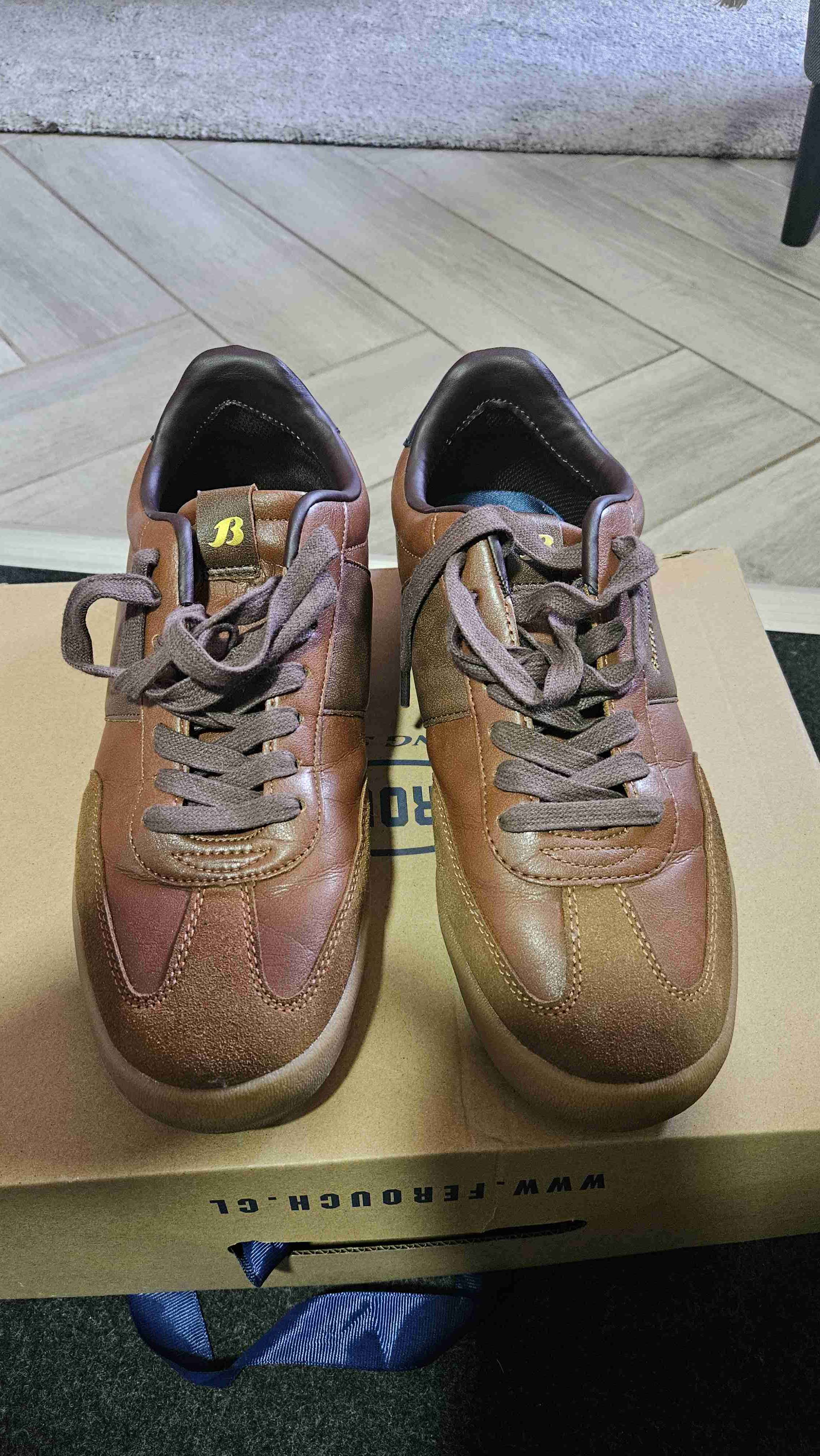 Zapatillas marrones de cuero - miniatura 3