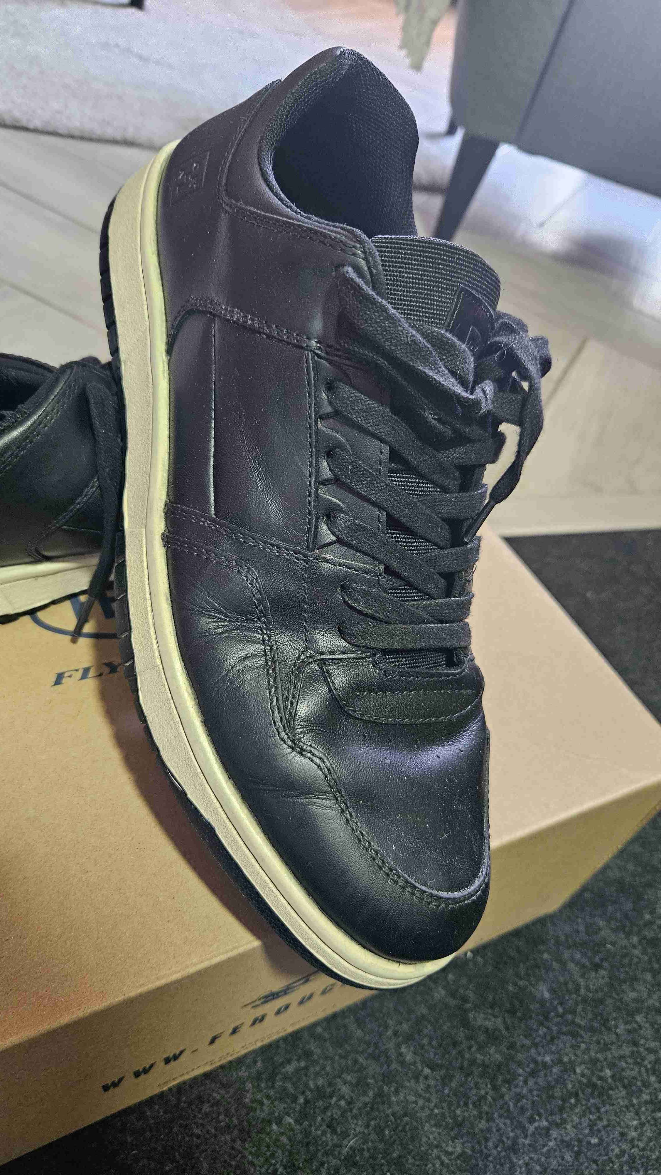 Zapatillas negras cardinales - miniatura 3