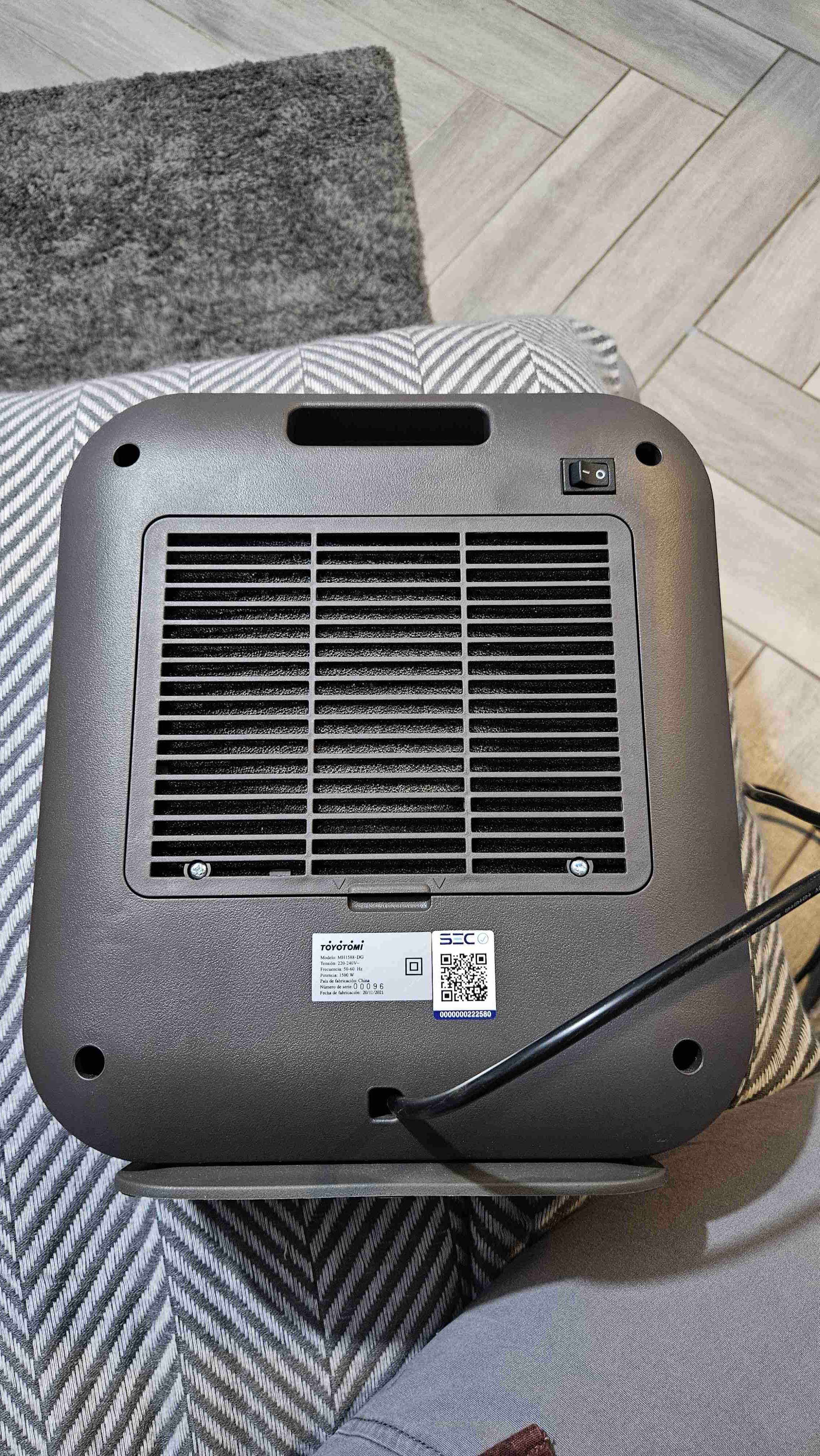 Calefactor digital Toyotomi - miniatura 3