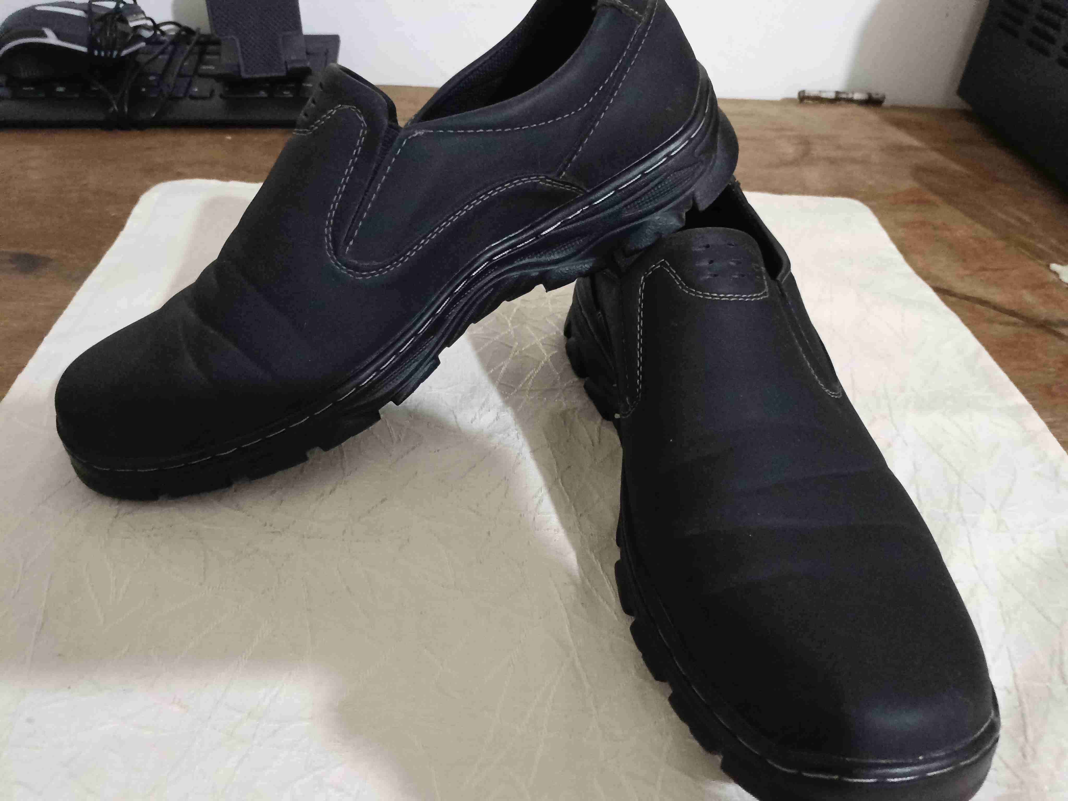 Zapatos de cuero negros - miniatura 3