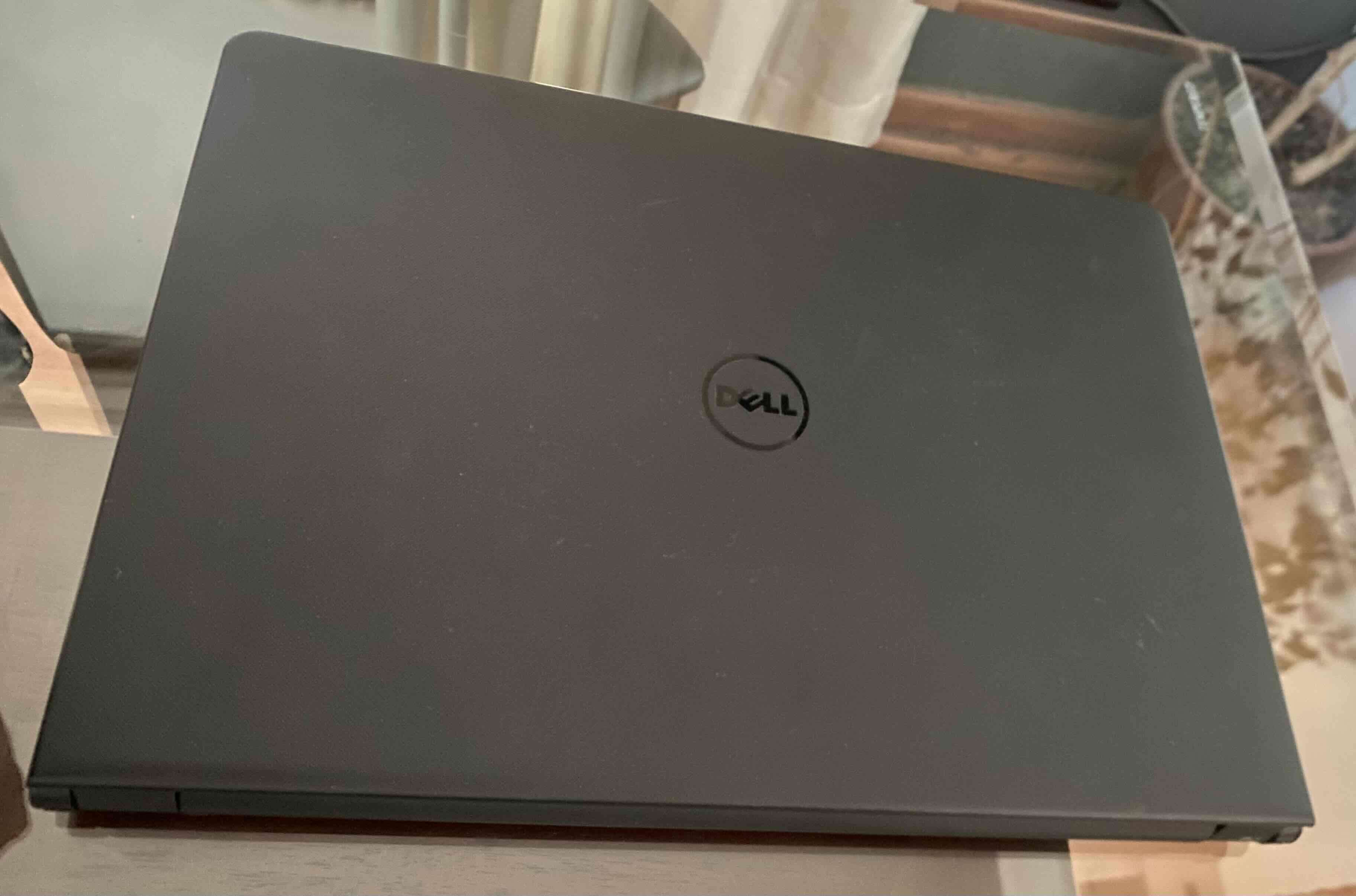 Pack Notebook Dell 16 GB de RAM + Mouse y Bolso - miniatura 2