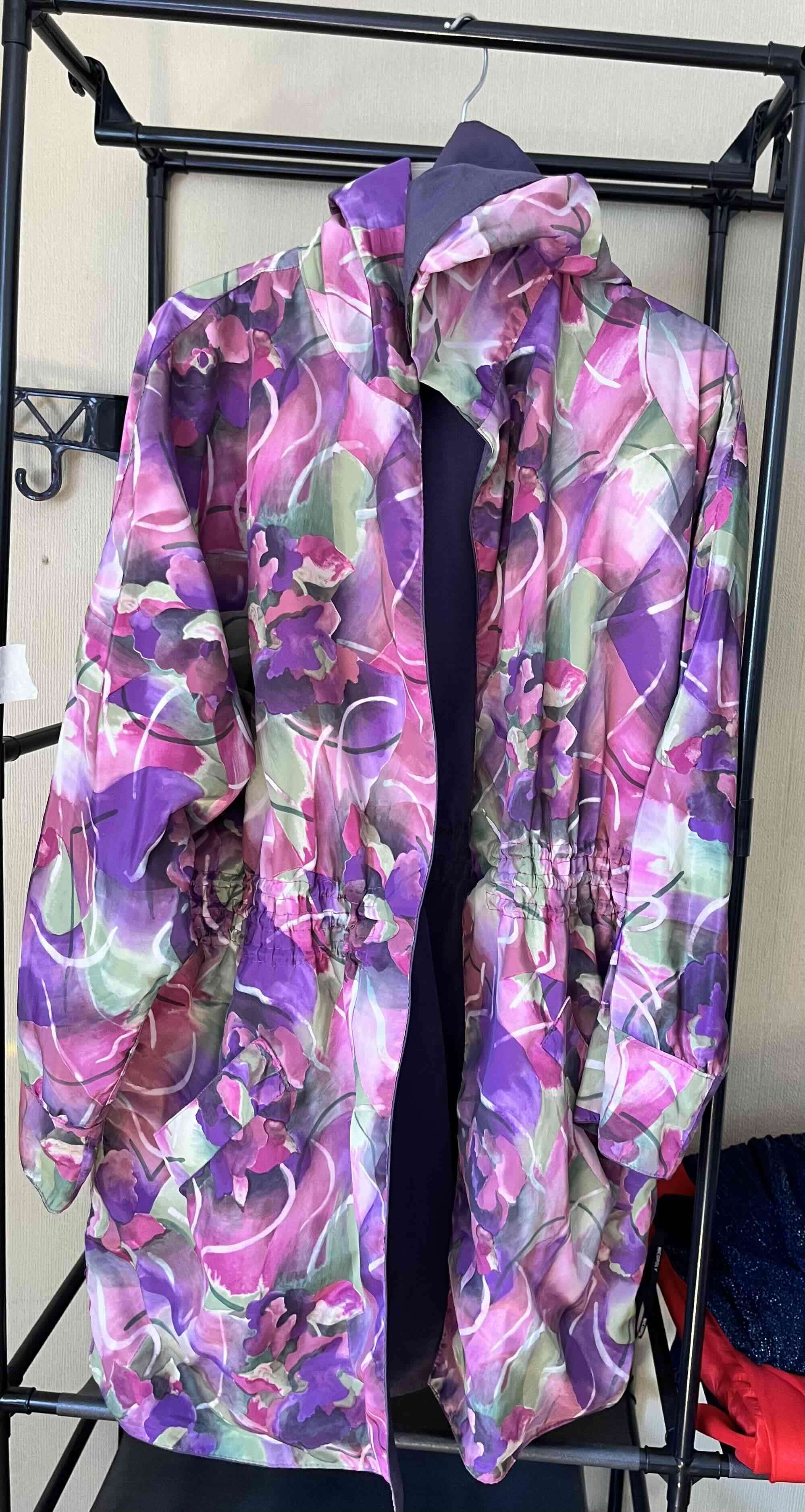 Chaqueta colorida de mujer