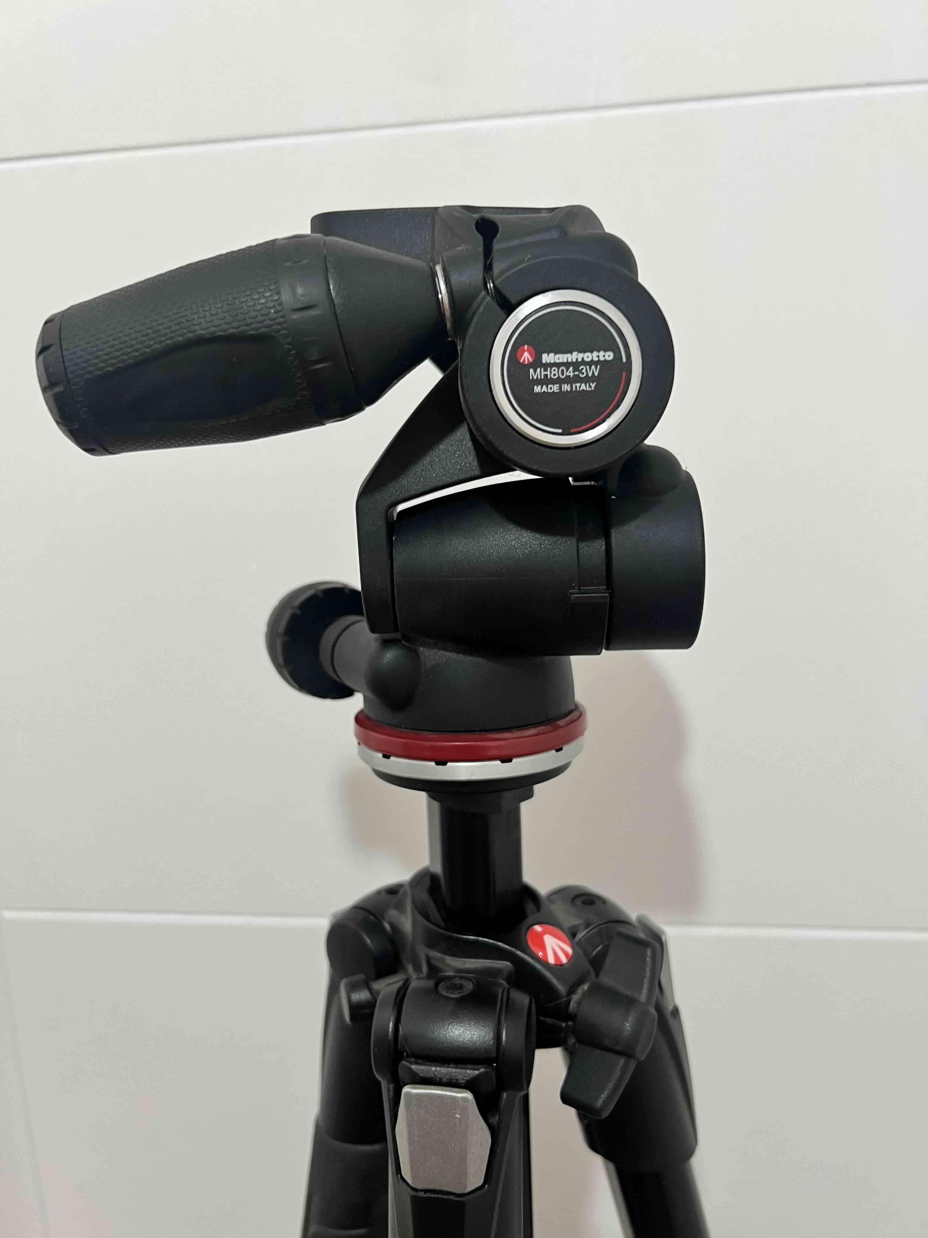 “Trípode Manfrotto 290 Xtra + Cabezal MH804-3W | C - 3