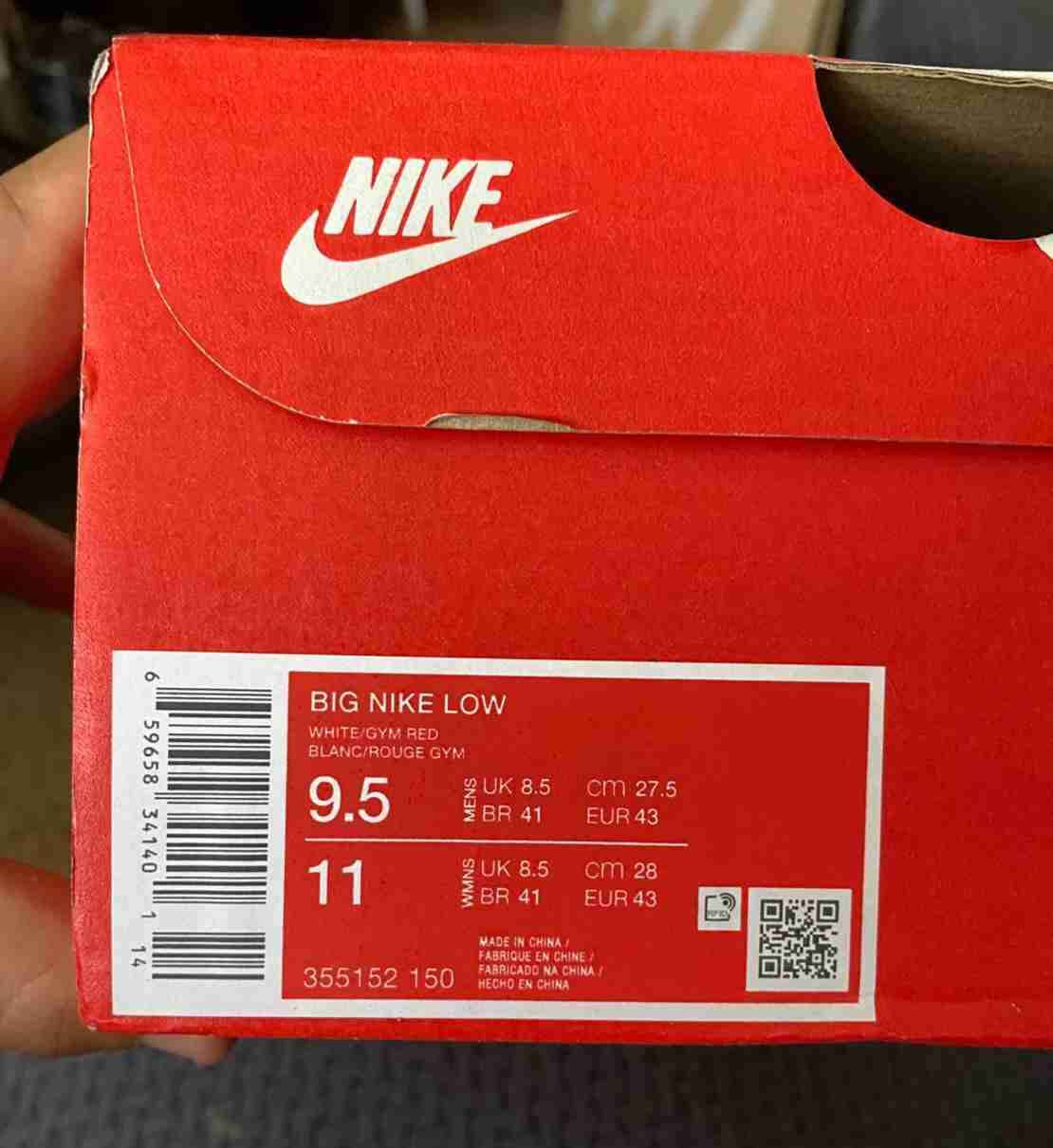 Zapatillas nike original blancas con logo rojo - miniatura 4
