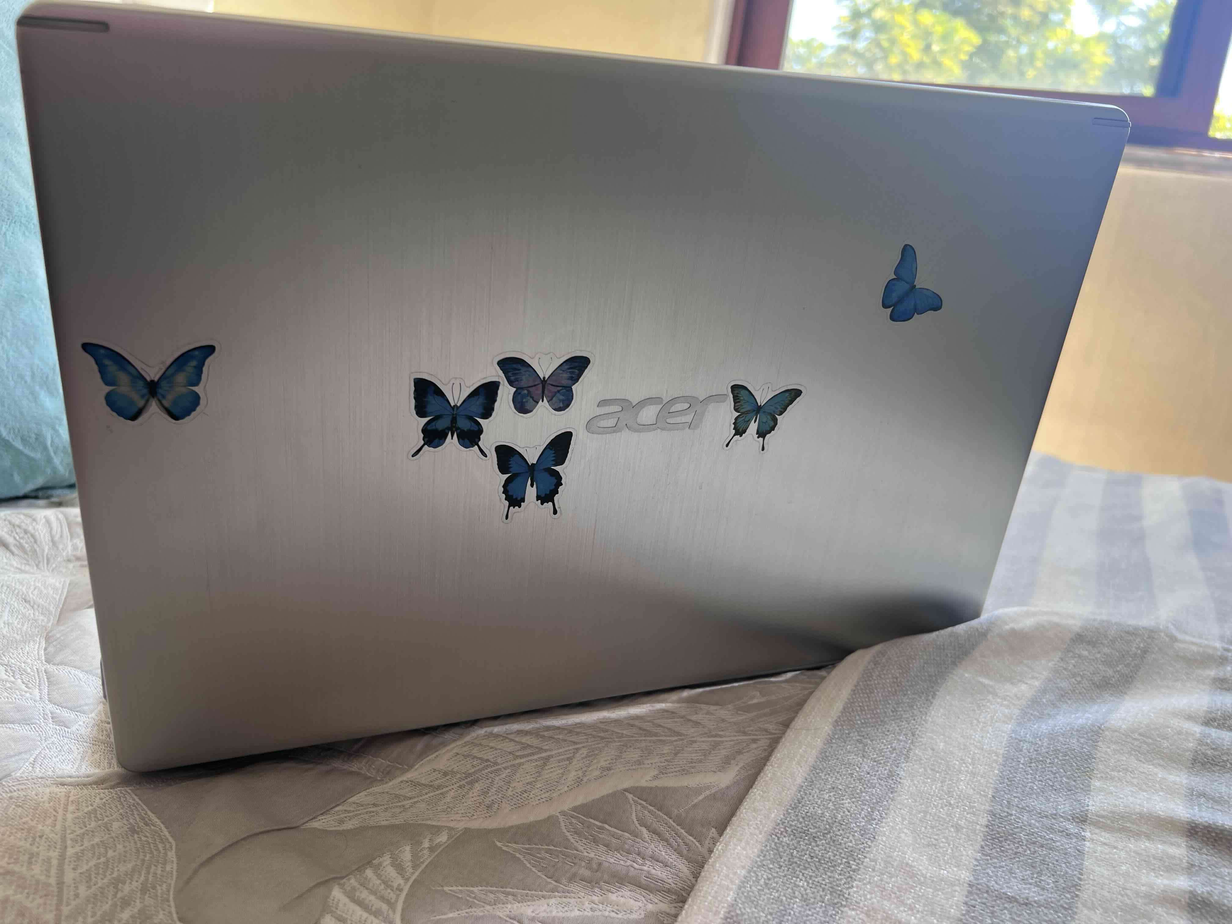 Acer Aspire 5 Ryzen 7 16GB RAM SSD – Detalle en bi - miniatura 3